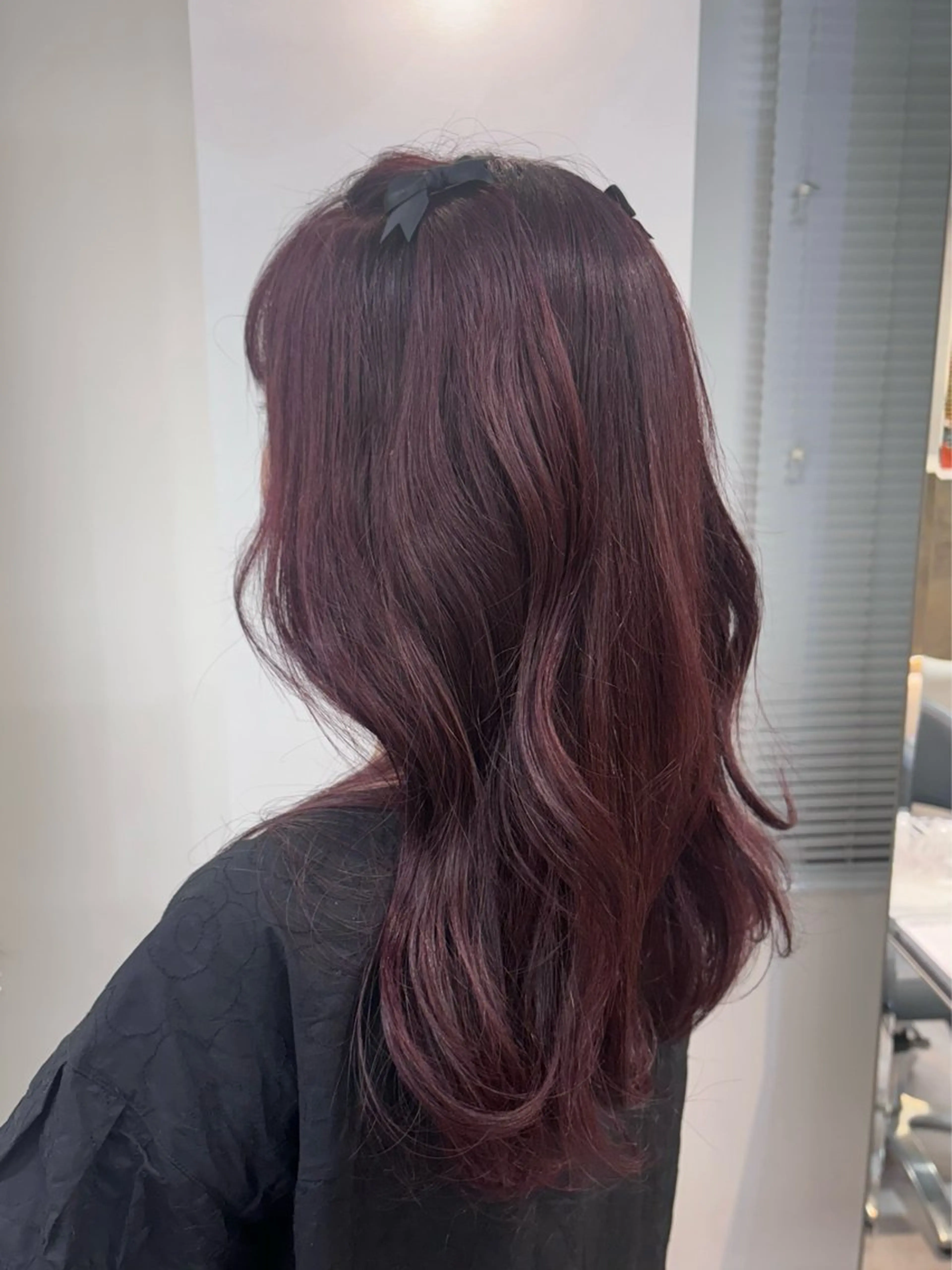 セミロング カラー ピンクカラー ヘアカラー トリートメント momochan🍑 透明感白玉カラー♡のヘアスタイル
