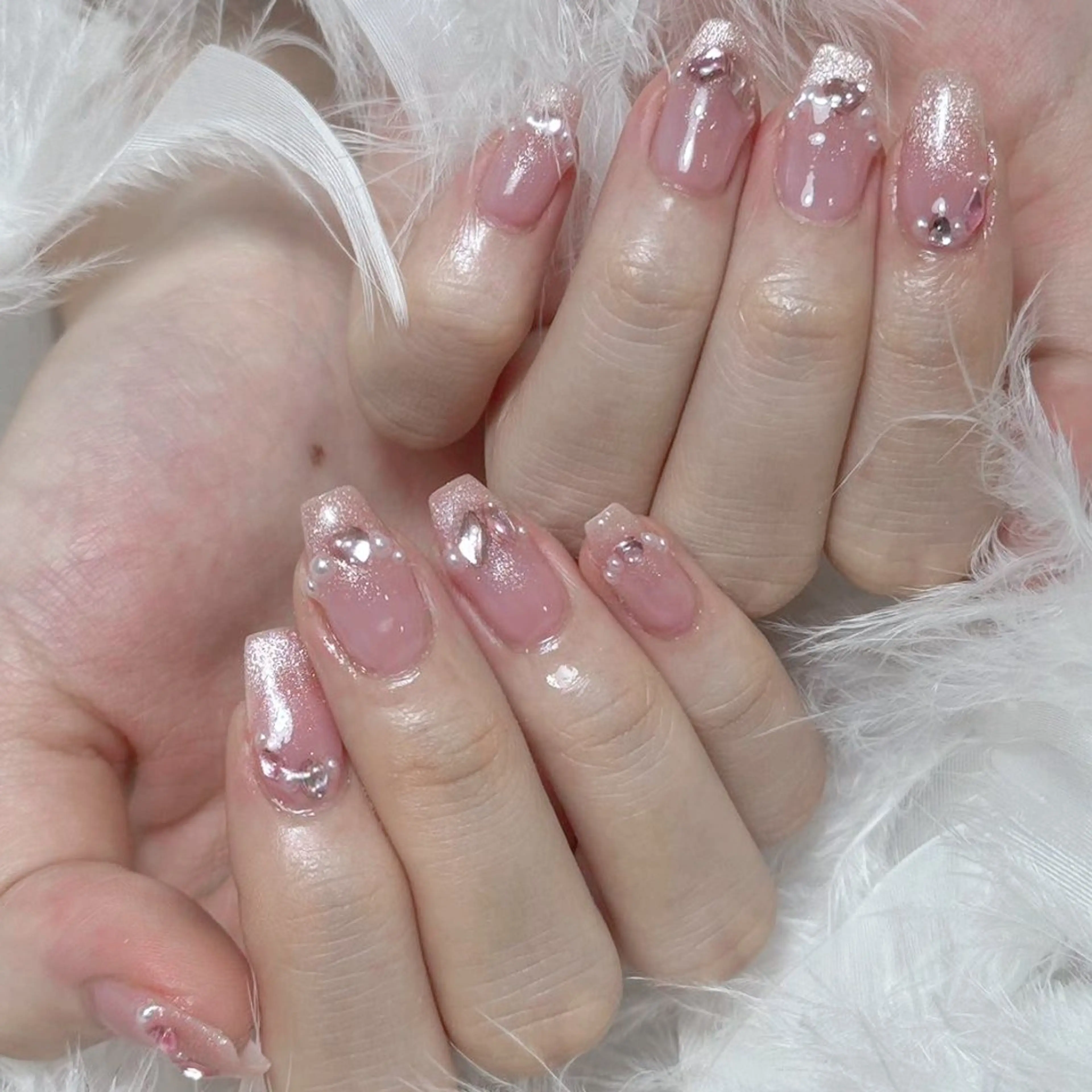 ネイル アートネイル オーロラネイル ガーリー キラキラネイル 韓国ネイル Diamond NAIL✨のネイルデザイン