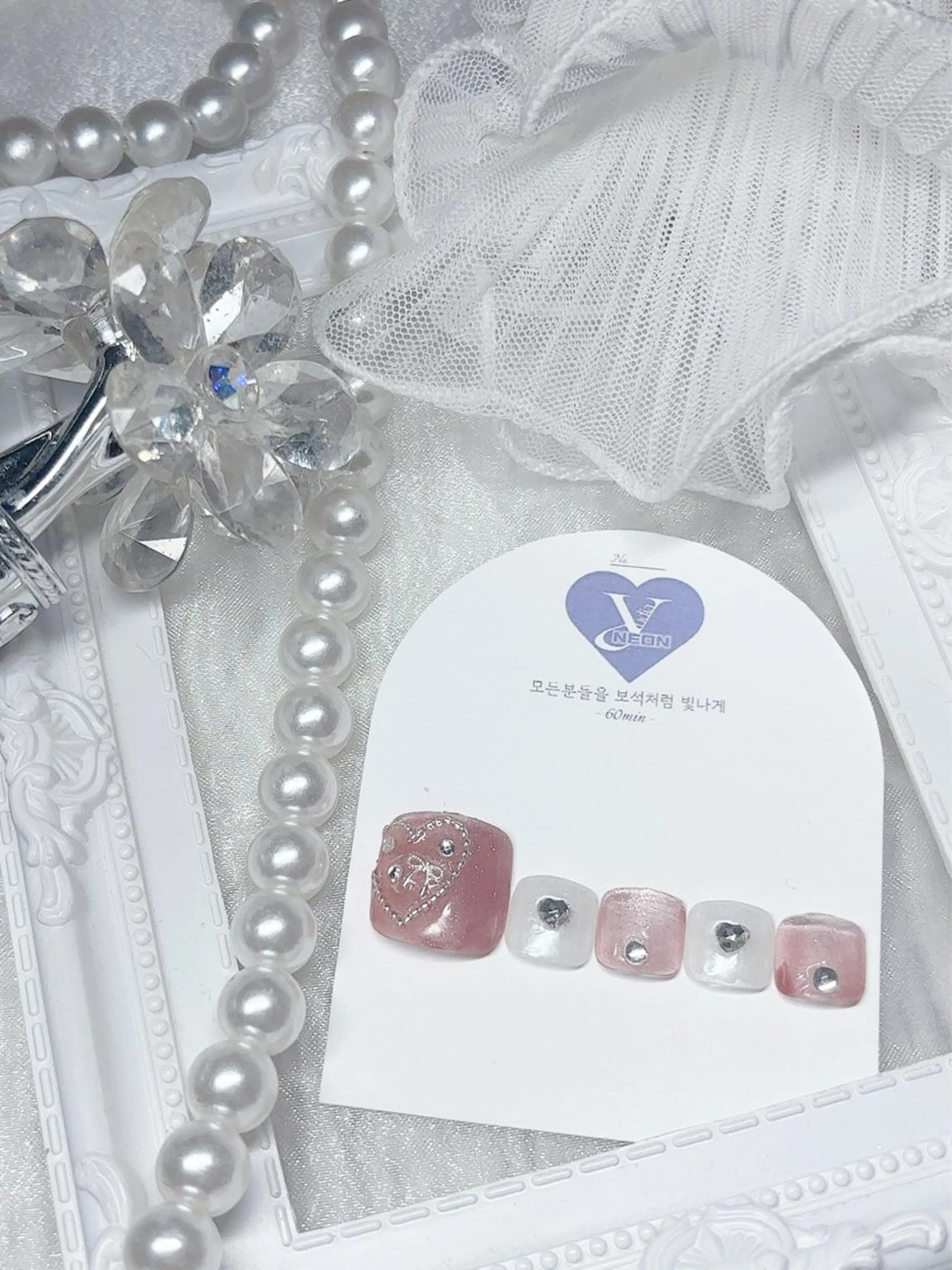 ネイル オーロラネイル 成人式 フットネイル 韓国ネイル ロングネイル フットネイル Yudia🦋 azuのネイルデザイン