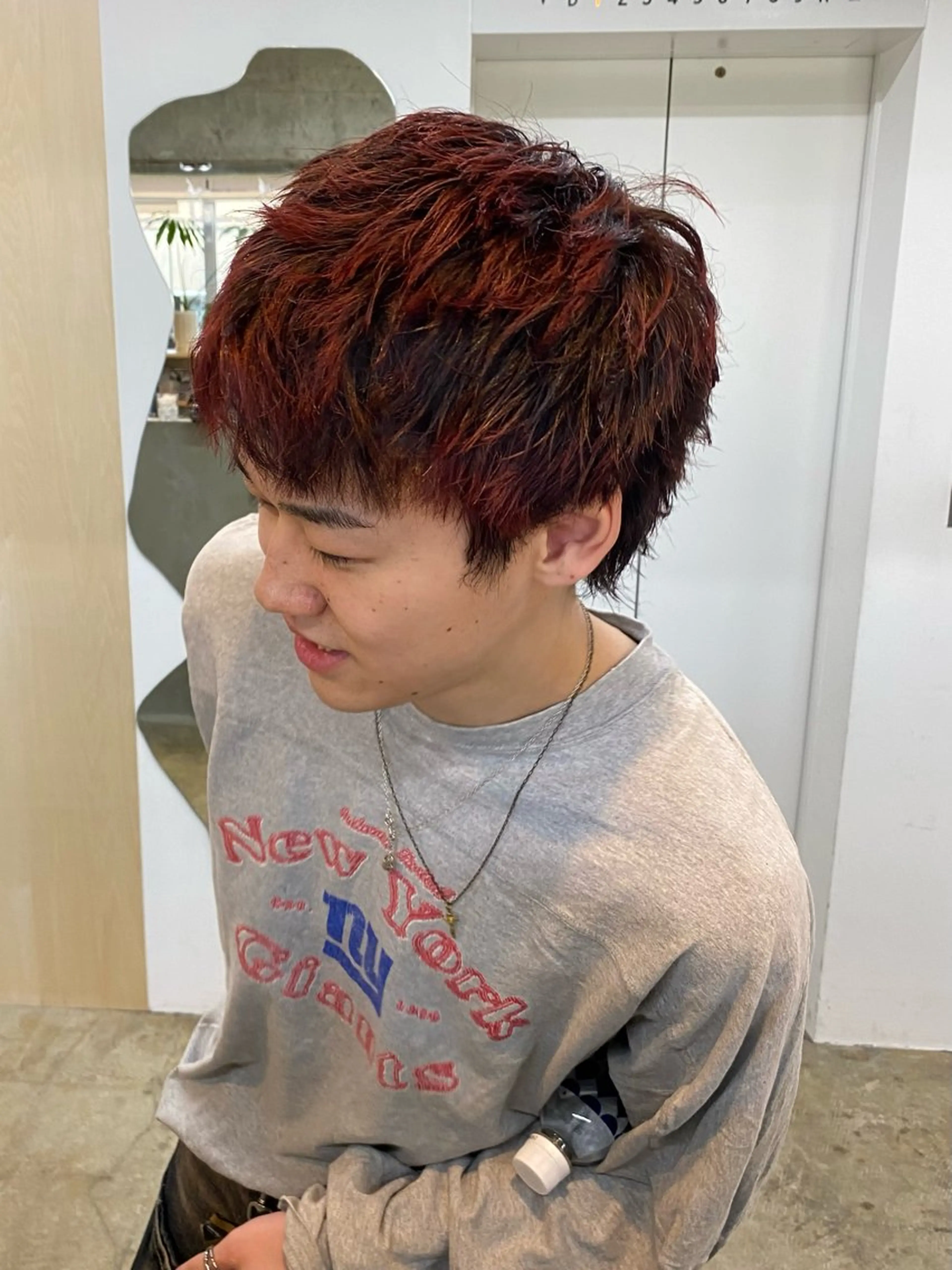 ショート カラー メンズ メンズブリーチ ブリーチ シミズ アスカのヘアスタイル