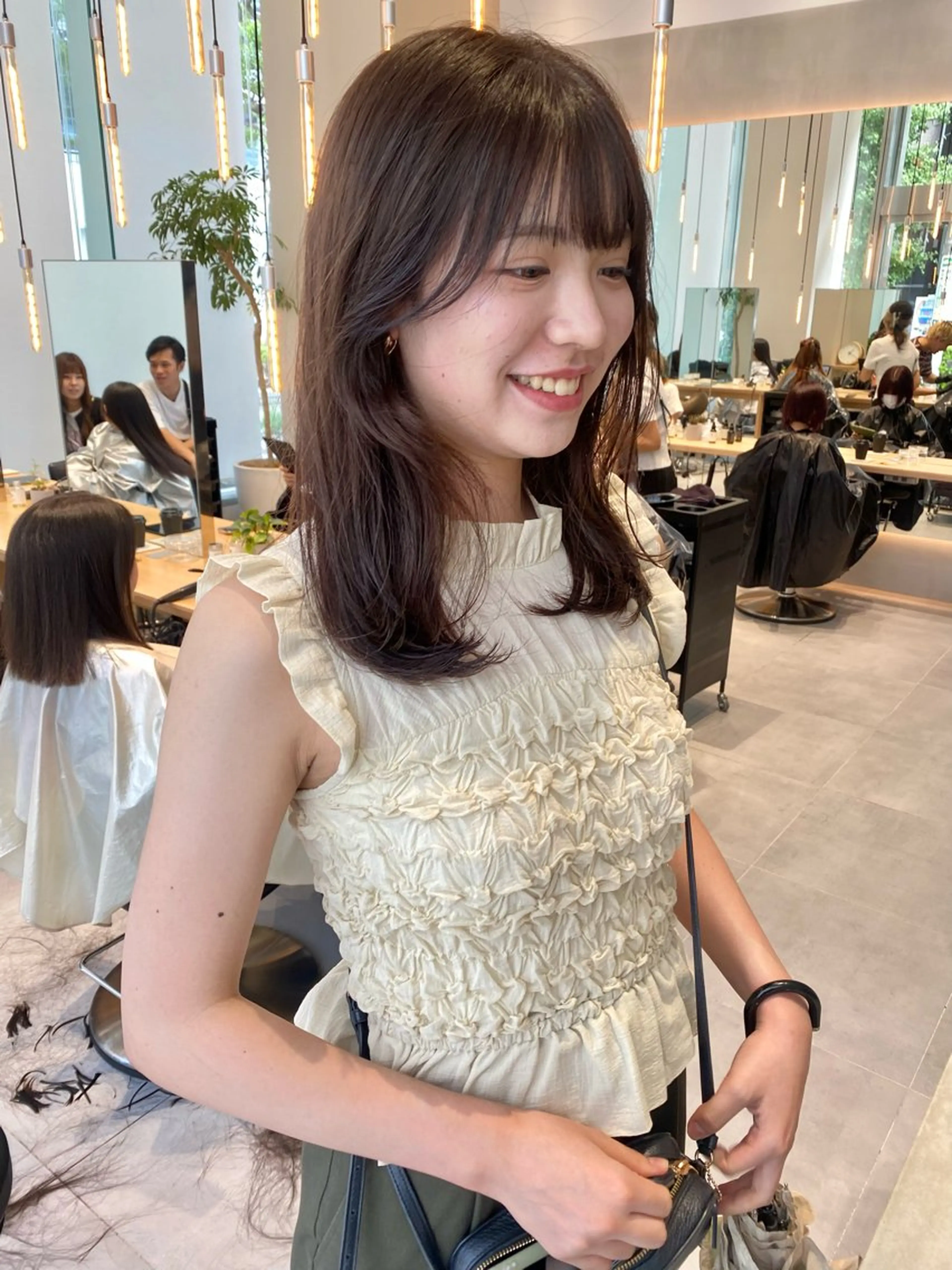 ロング カラー カット ヘアカラー トリートメント ヘアセット 韓国レイヤーカット 🇰🇷mireiのヘアスタイル