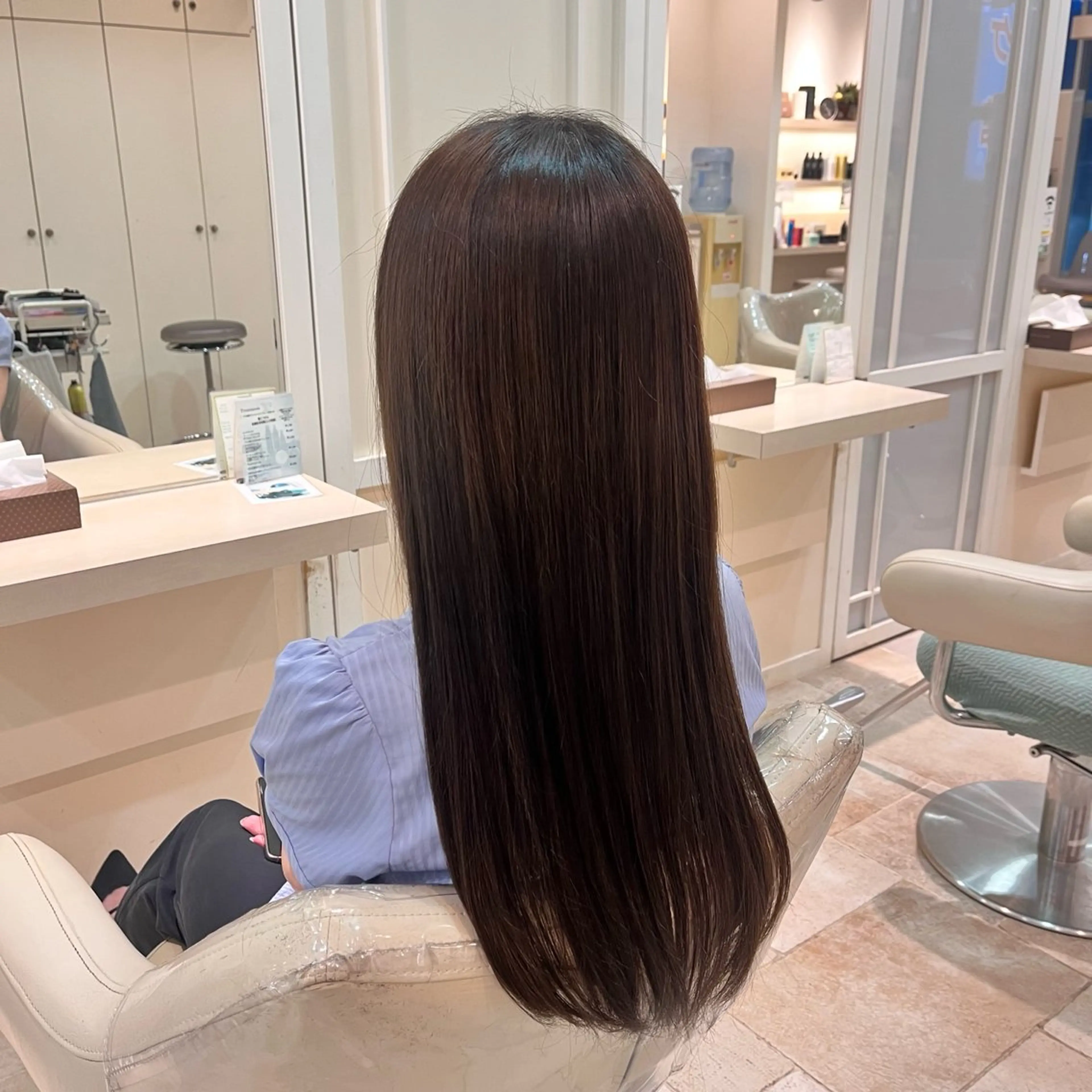 ロング ヘアカラー 青木 あいかのヘアスタイル