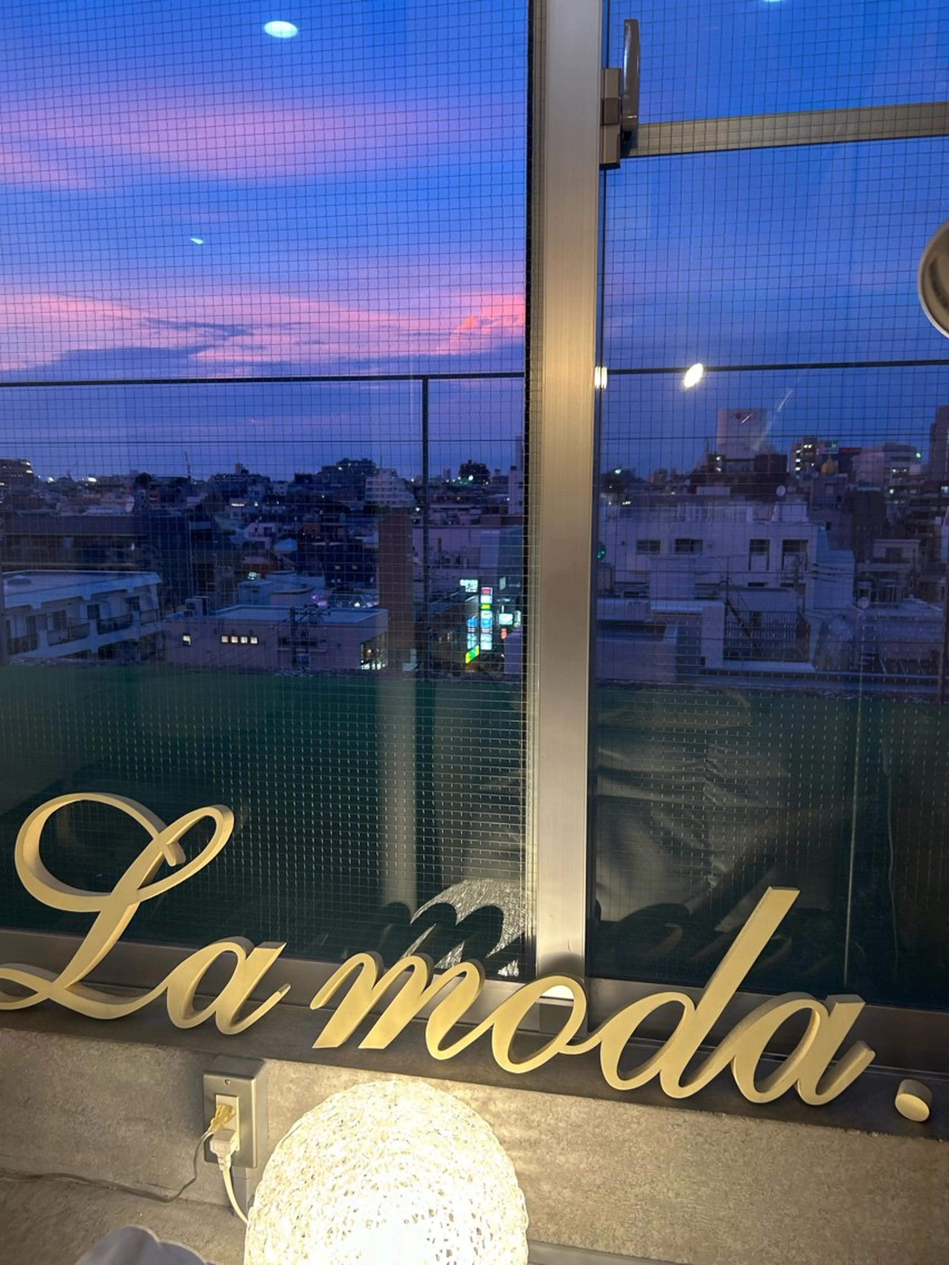アイブロウ La  moda. 自由が丘店のマツエク・マツパデザイン