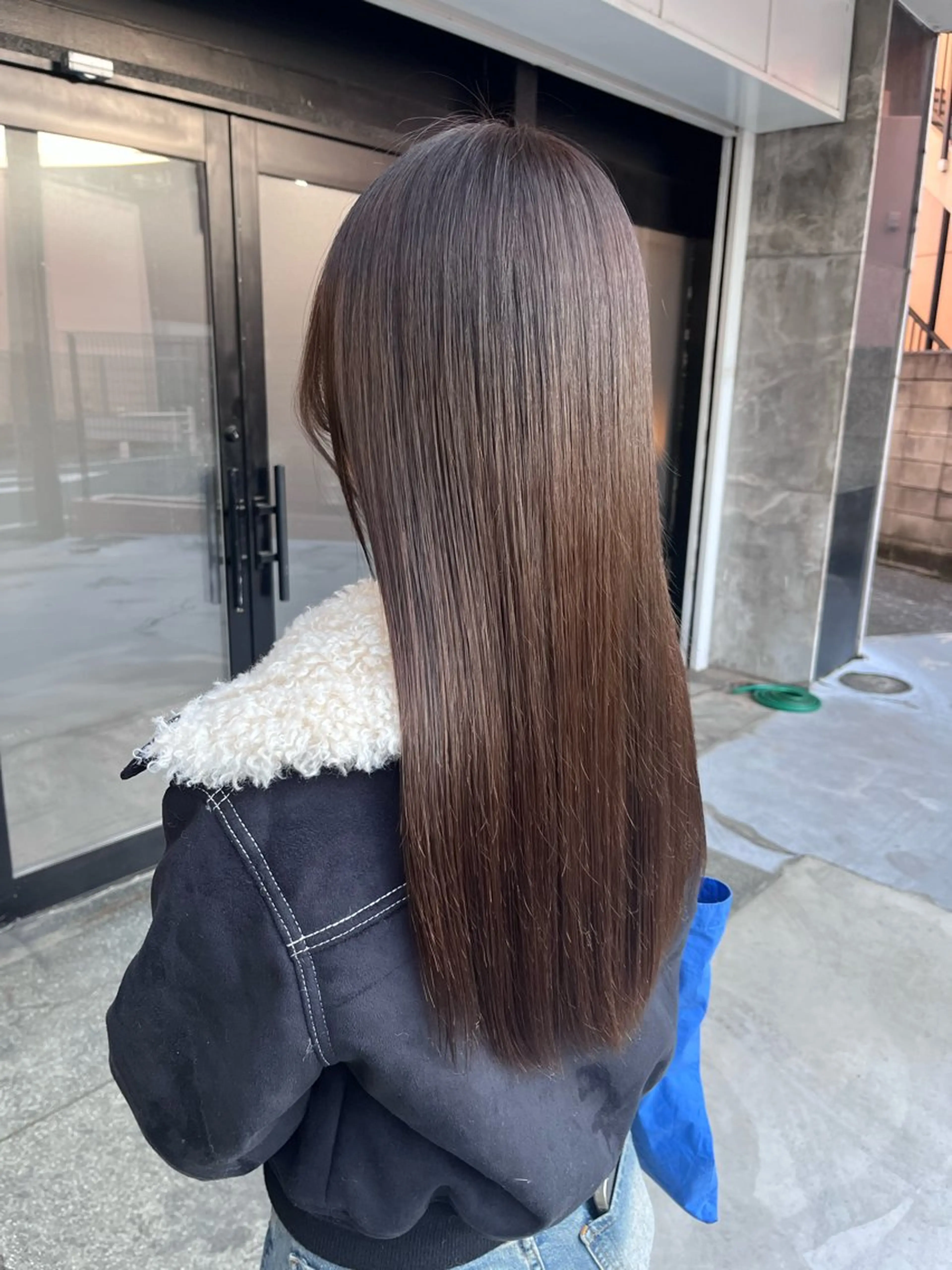 ロング カラー ブラウンカラー ココアブラウン ヘアカラー トリートメント 透明感カラー/パーマ 🌀アオノアユミのヘアスタイル