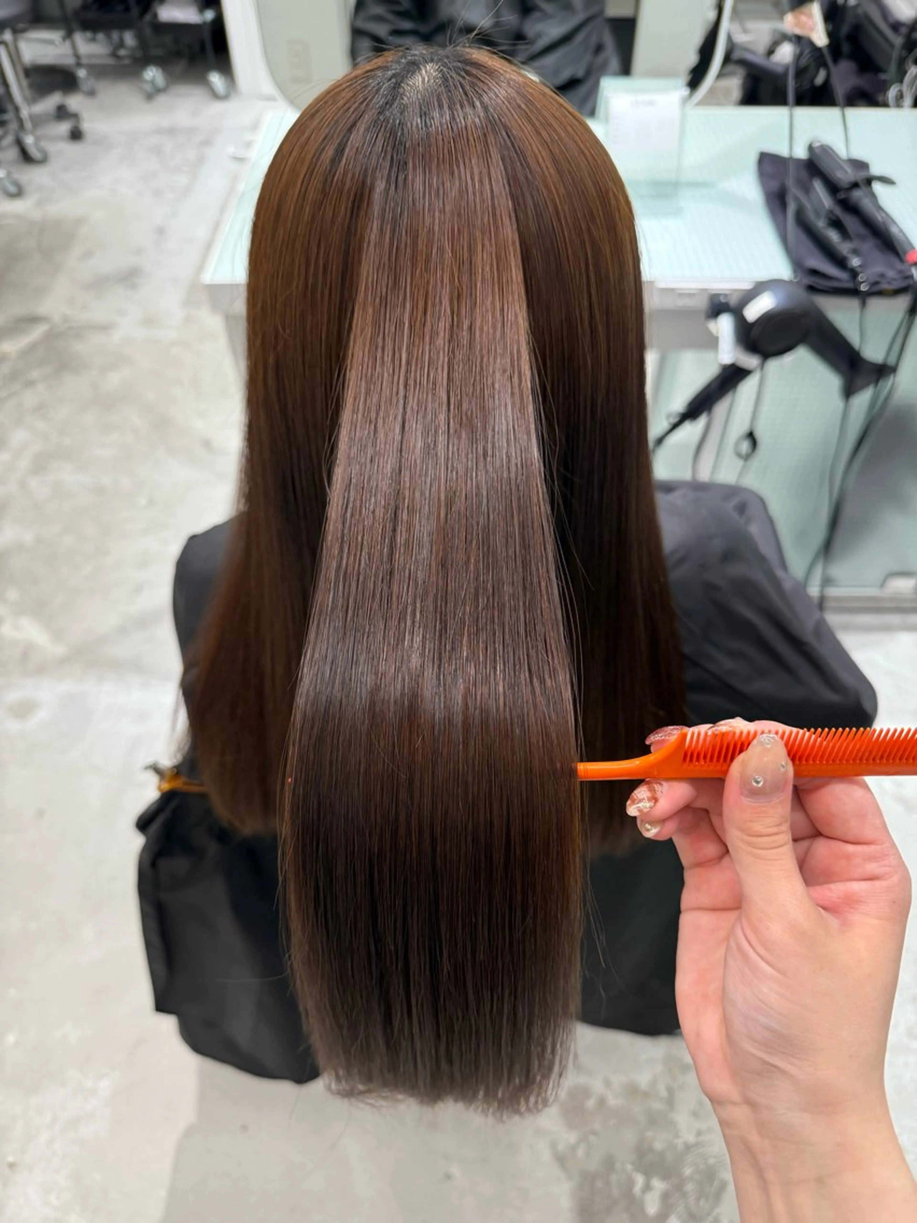 縮毛矯正 秋永 鈴のヘアスタイル