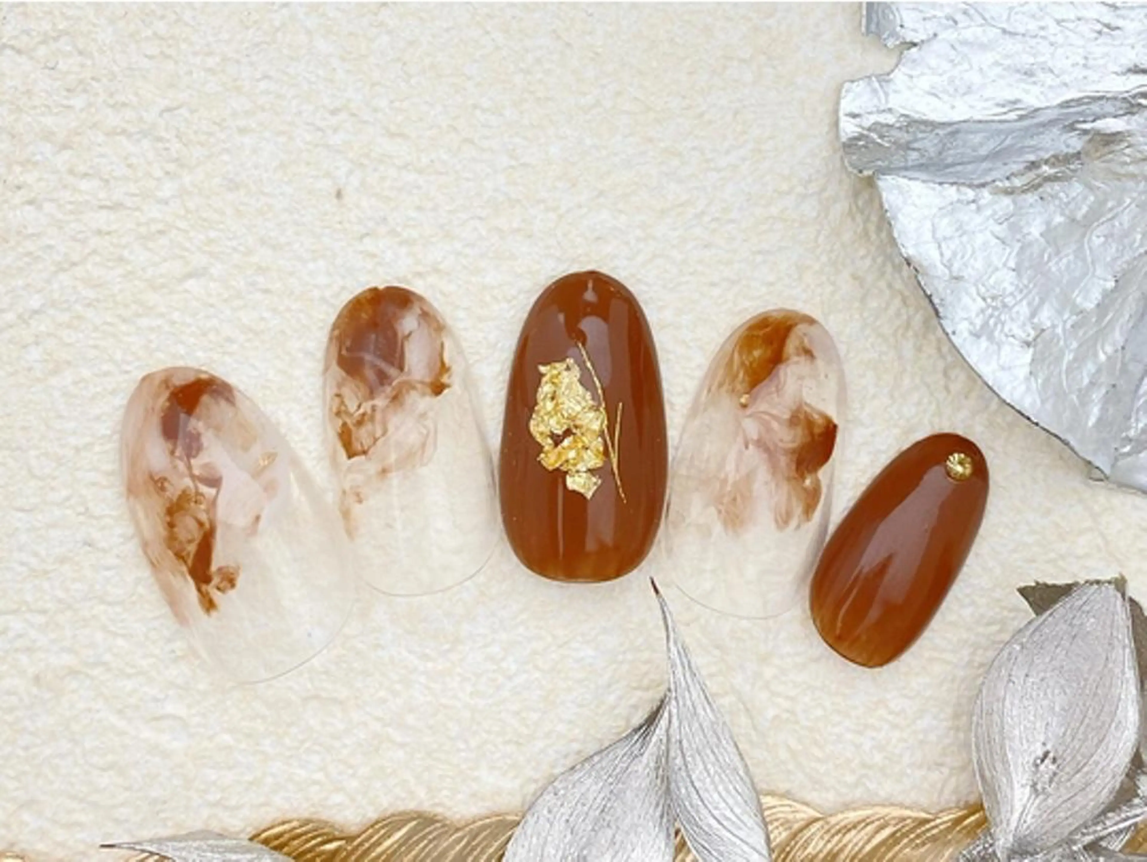 ネイル nail salon　Natural Cure所属・平井 彩香のネイルデザイン