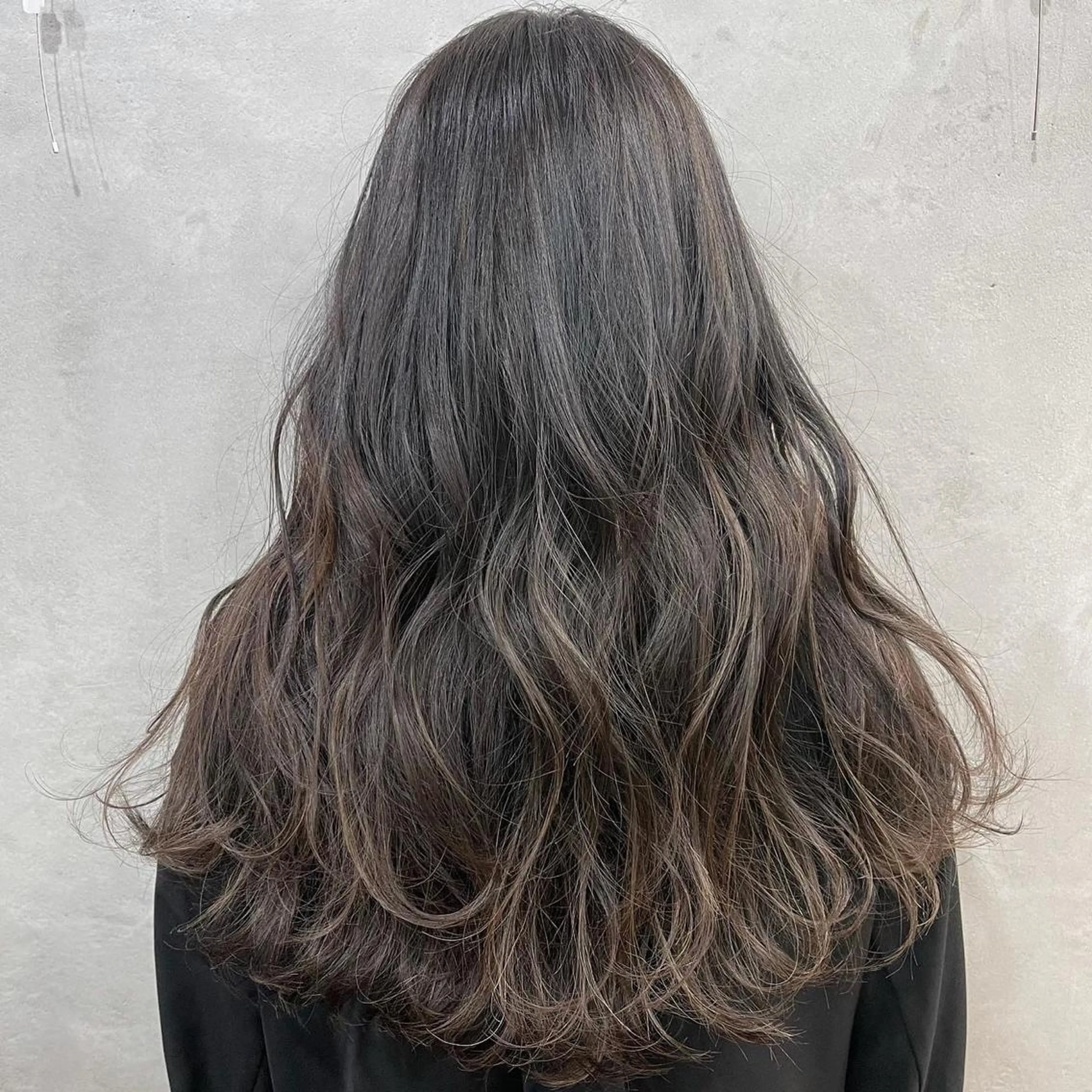 ロング カラー ブリーチダブルカラー 【koide】のヘアスタイル