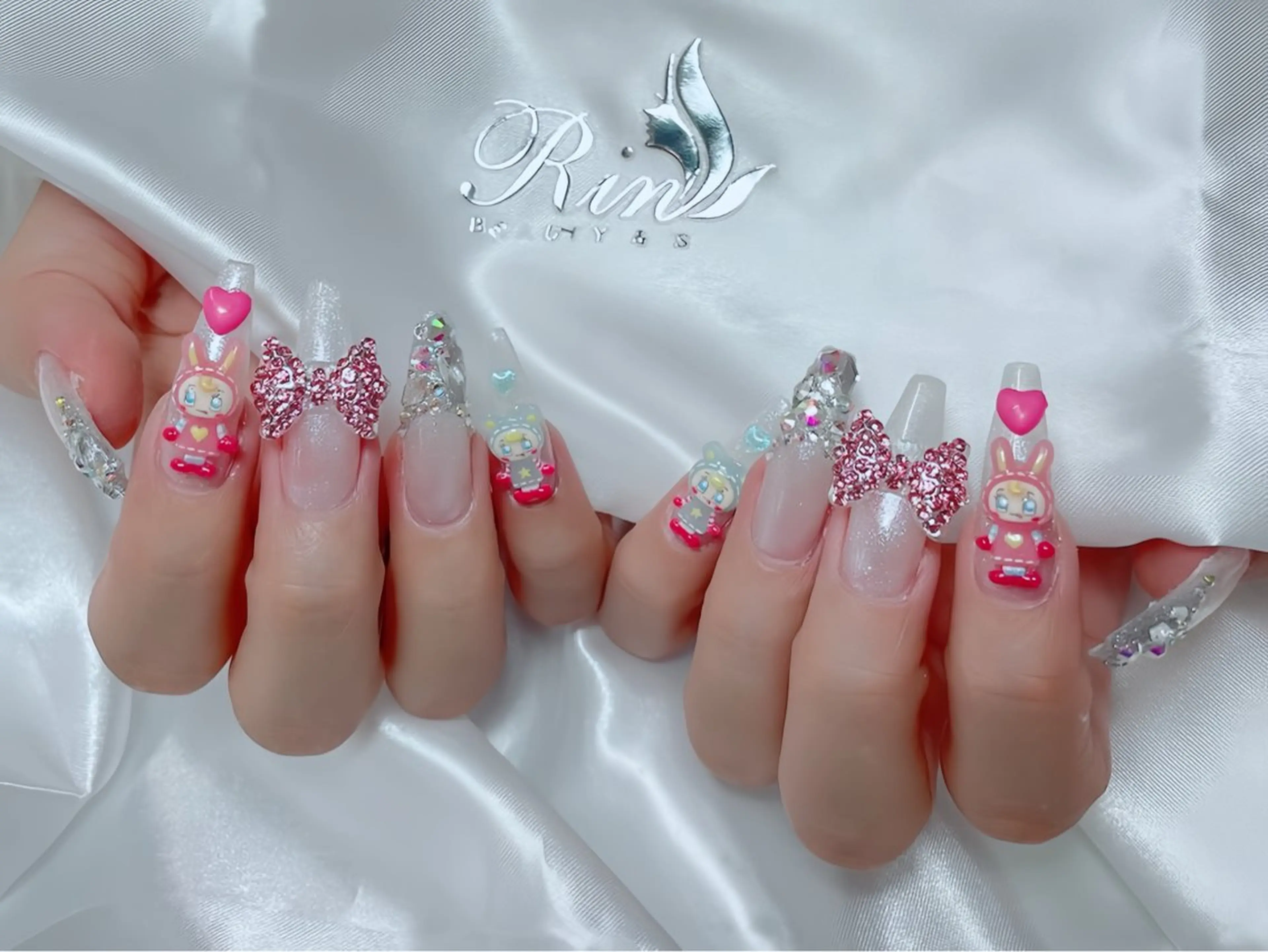 ネイル ボルドー フレンチネイル グラデーション キラキラネイル 韓国ネイル ハンドネイル Rin Nail Shinokuboのネイルデザイン