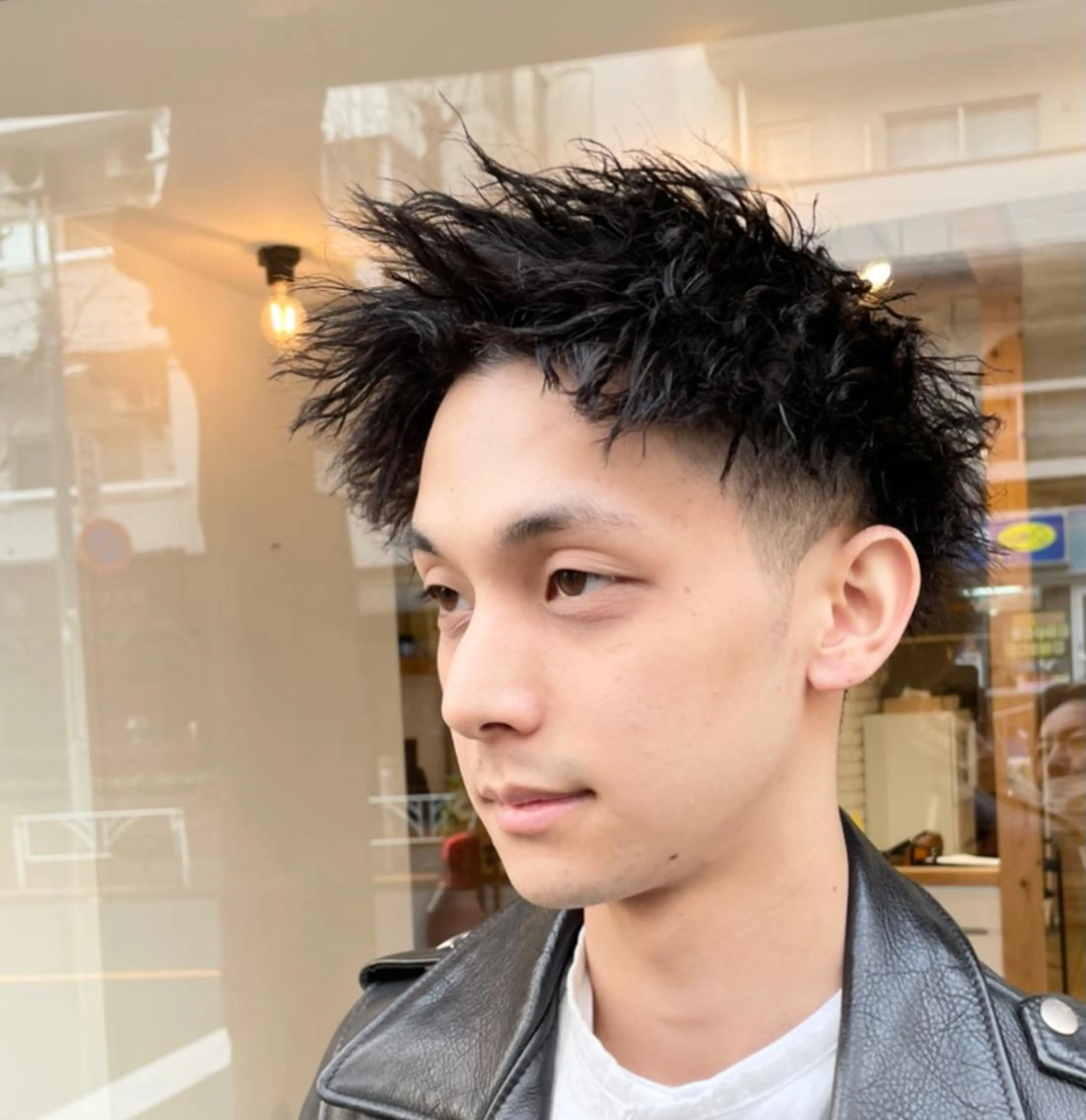 ミディアム 渋谷 ミモザワークス タニグチヨシユキのヘアスタイル