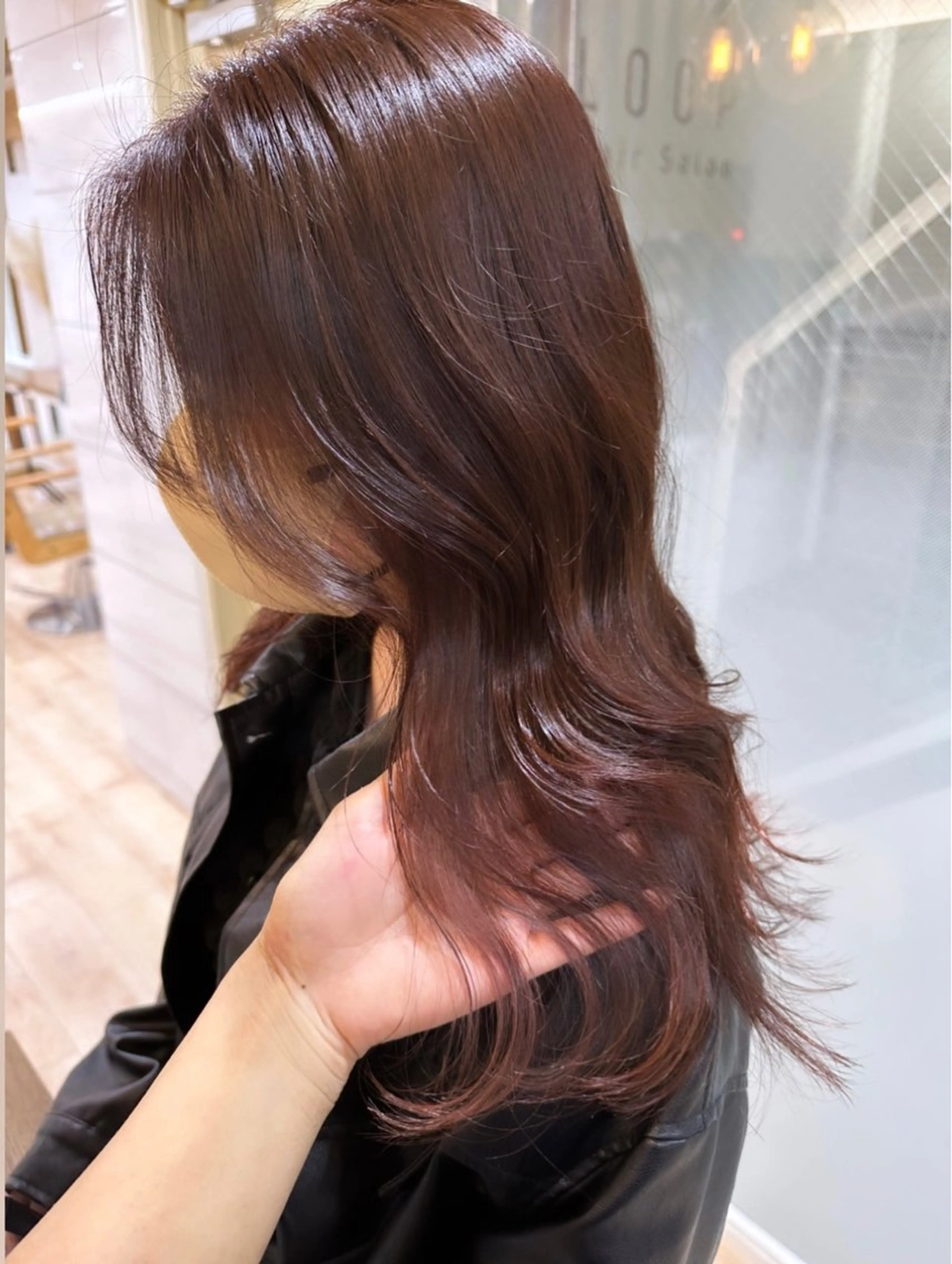 セミロング カラー ダブルカラー 遠藤 美夢のヘアスタイル