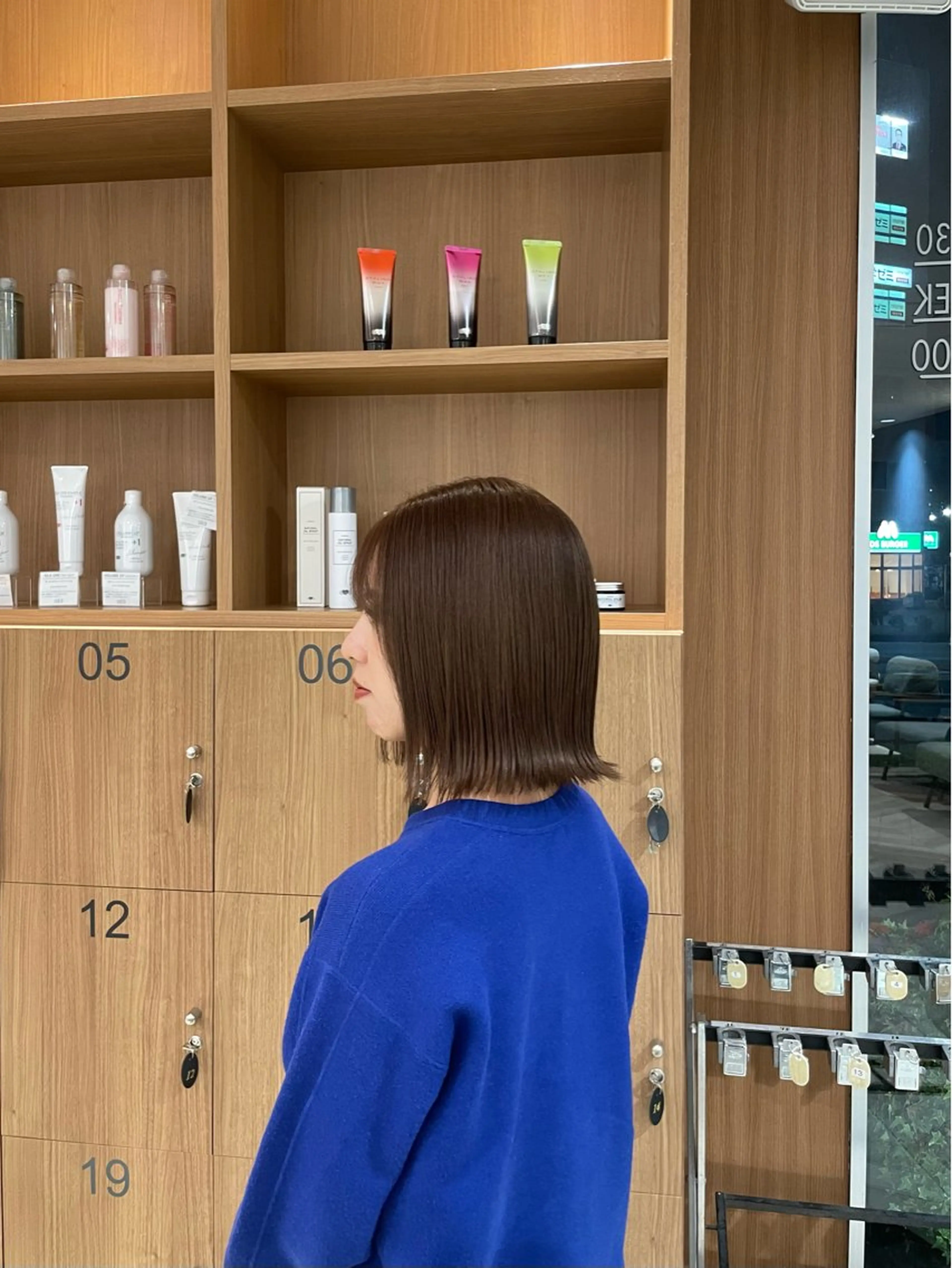 ミディアム カラー ブラウンカラー ピンクカラー ピンクブラウン 平井 真由のヘアスタイル