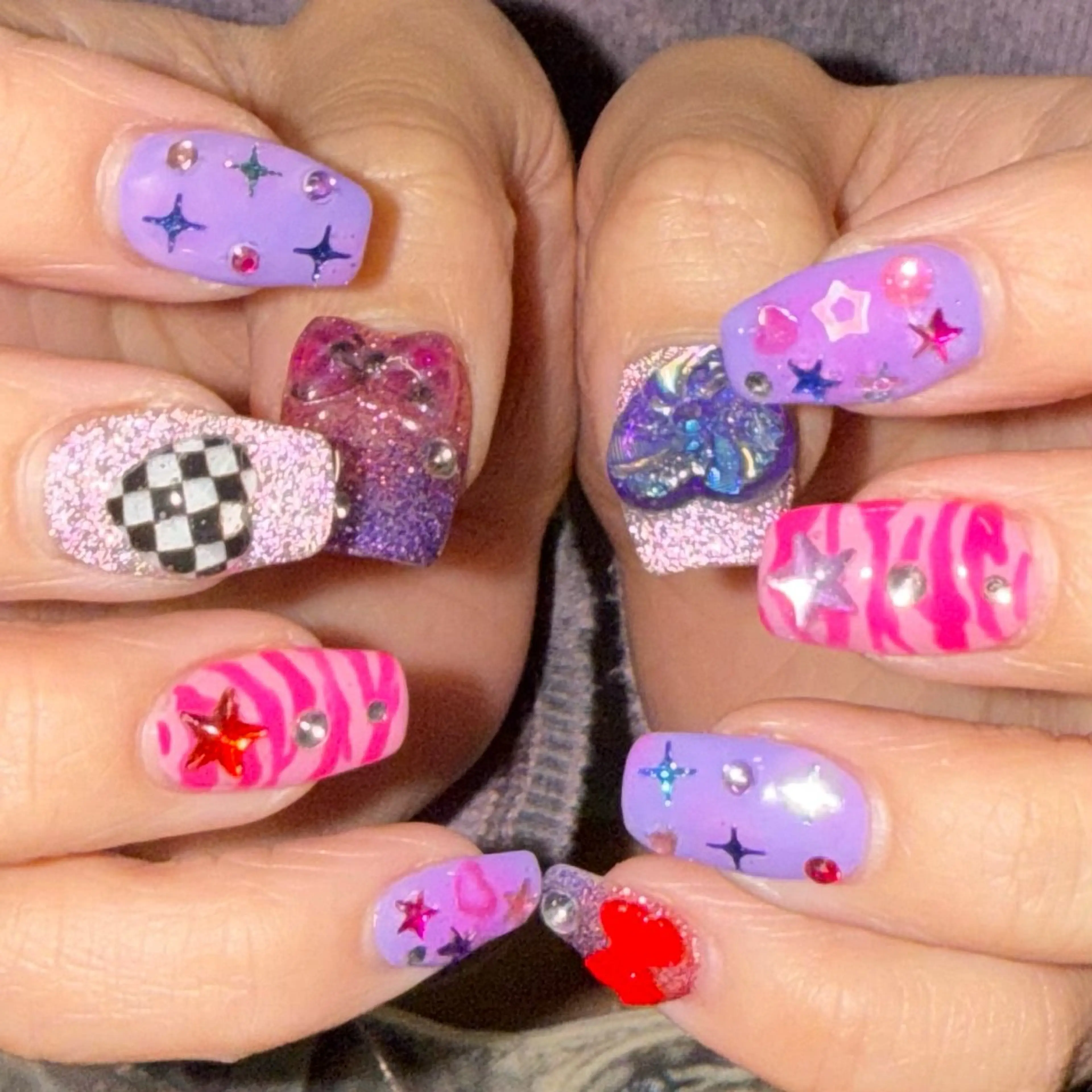 ネイル ハンドネイル 🩶レイナ🩶 color/nailのヘアスタイル
