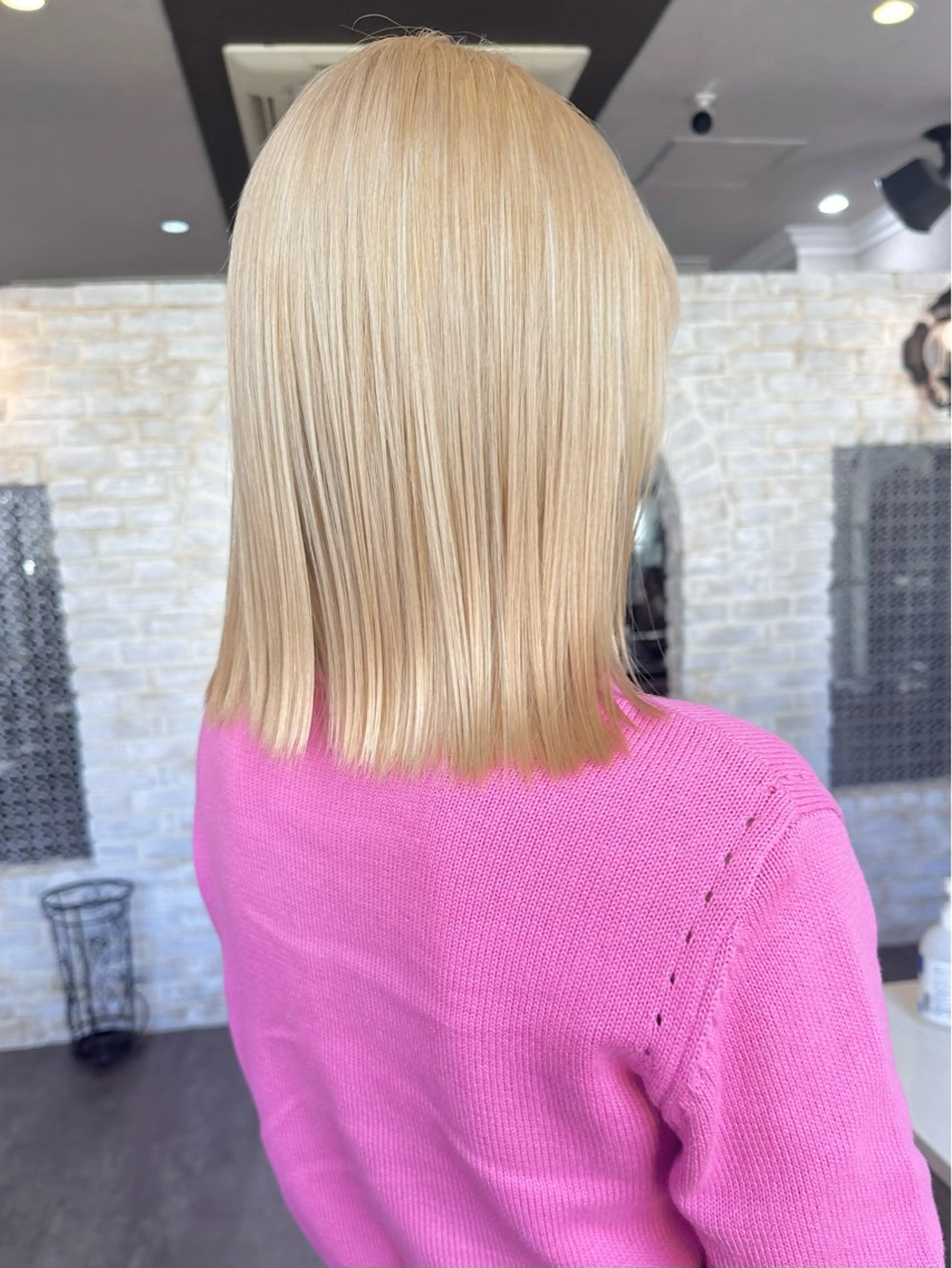 ミディアム ヘアカラー 💖透明感カラー HAYATO💖のヘアスタイル