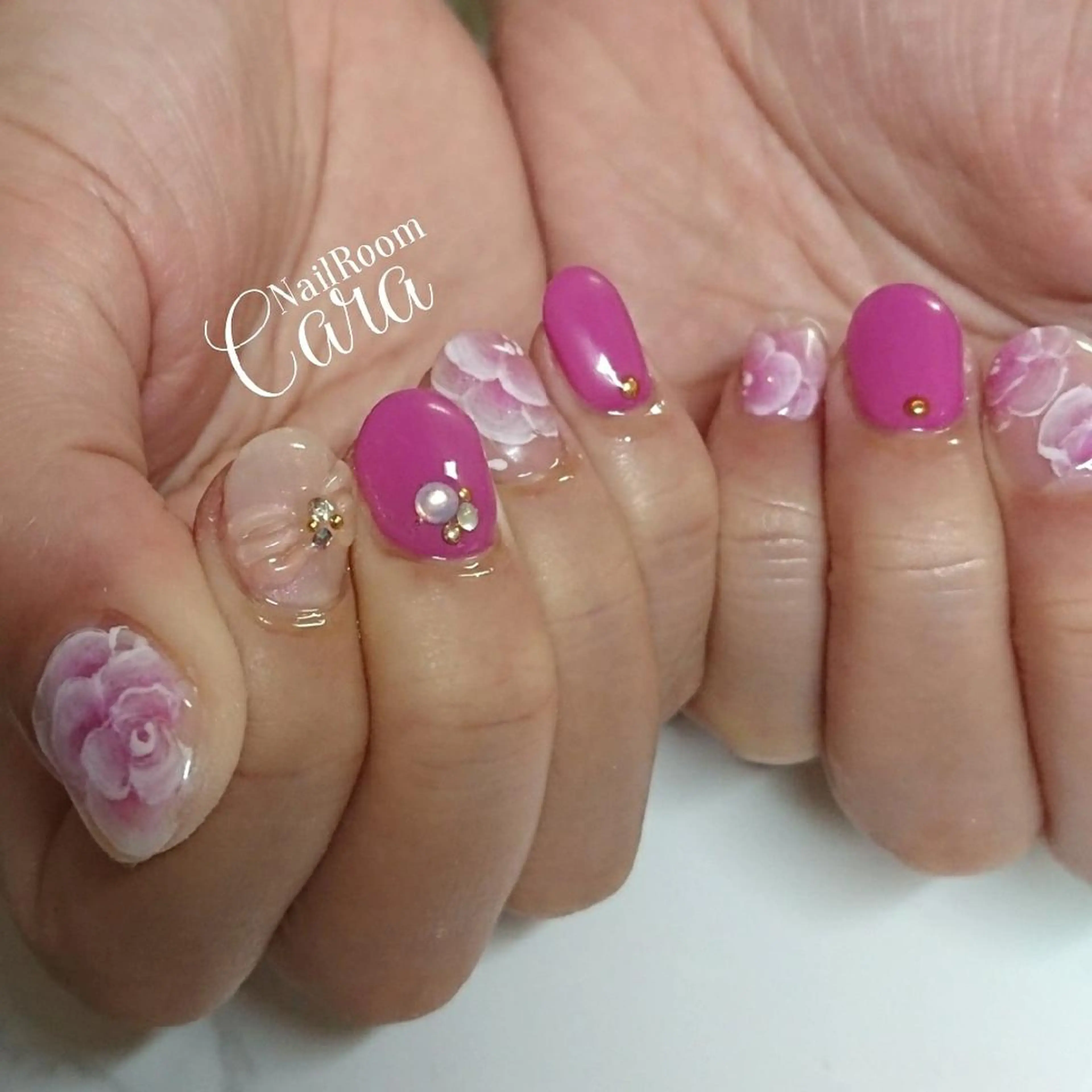 ネイル instinkt_ Mio Mizunoのネイルデザイン