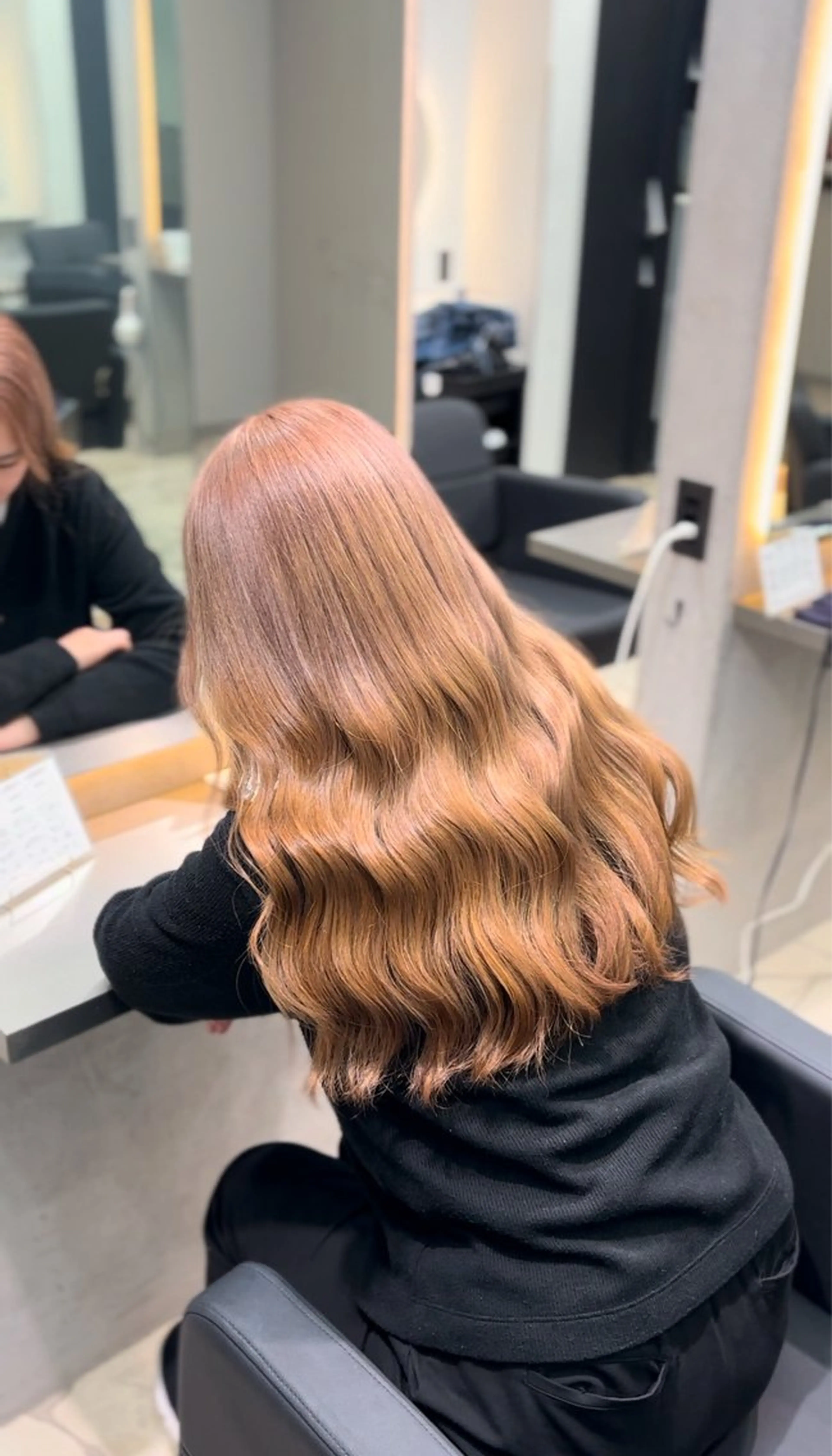 ロング ヘアカラー lapis マリナのヘアスタイル