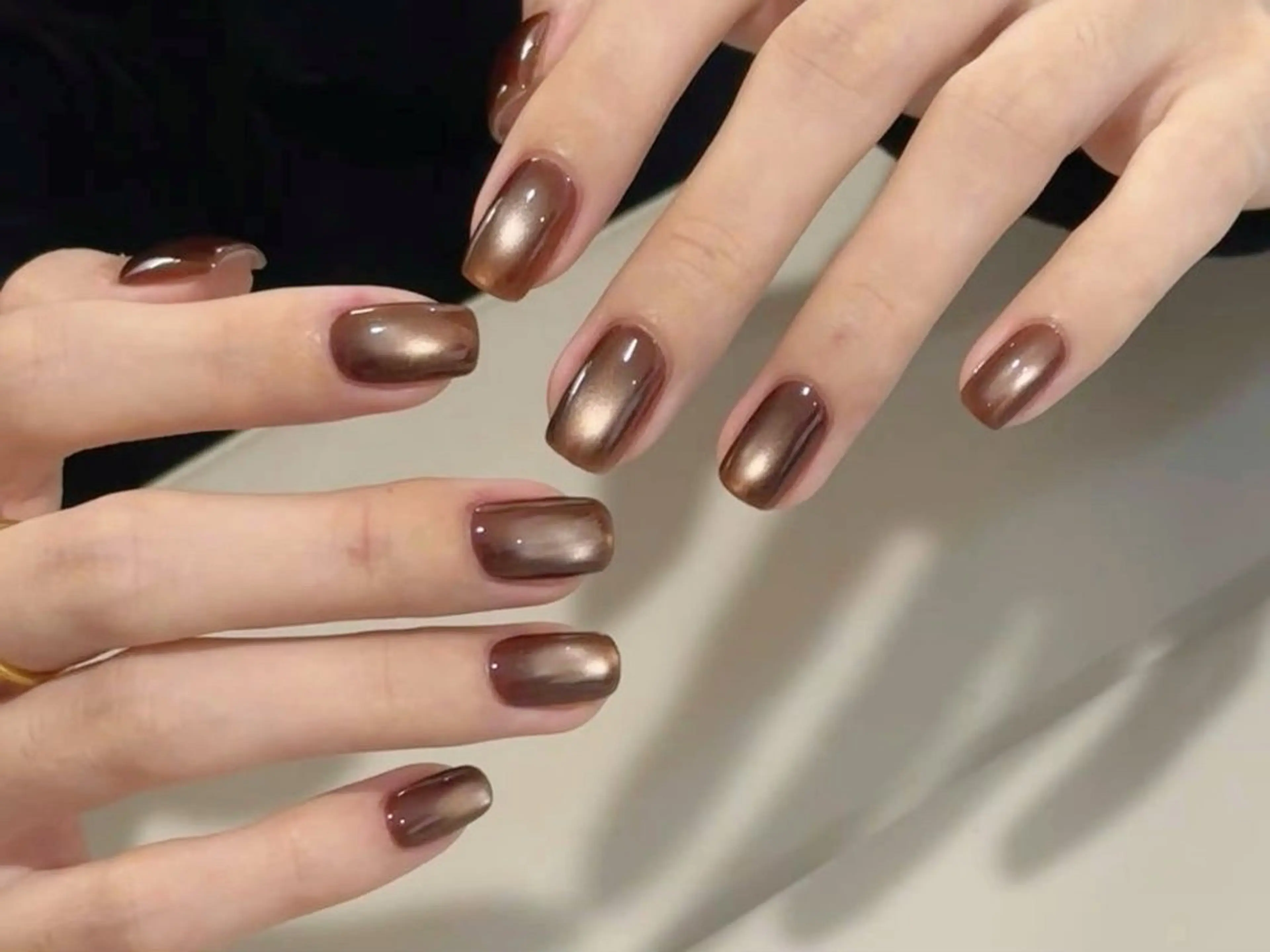 ネイル ブラウン グラデーション マグネットネイル オフィスネイル シンプルネイル ハンドネイル ハンドケア darkhoney 池袋💅のネイルデザイン