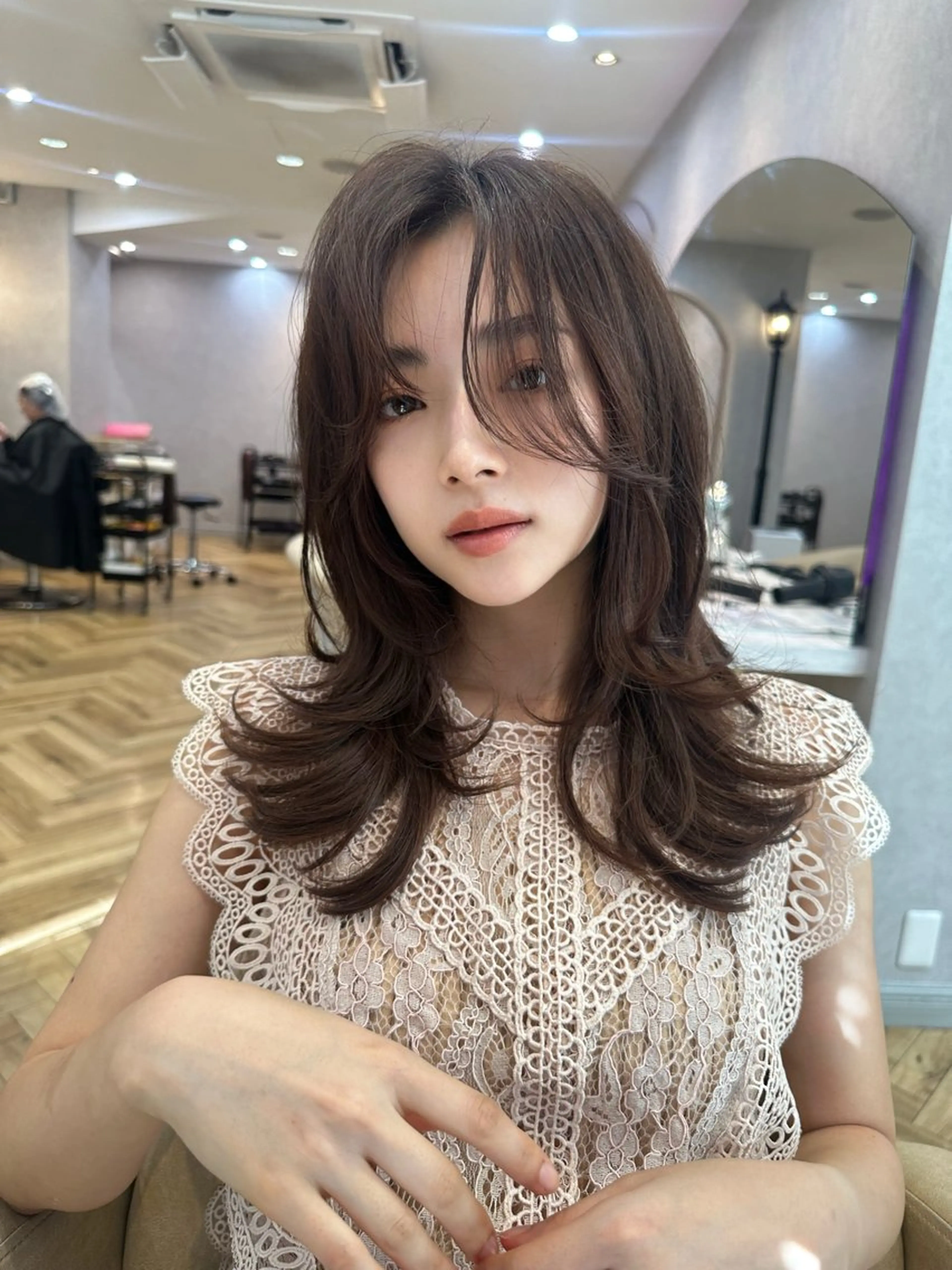 セミロング くびれヘア レイヤーカット カット ヘアカラー トリートメント ヘアセット 韓国ヘア/レイヤー/ 髪質改善/銀座/田島のヘアスタイル