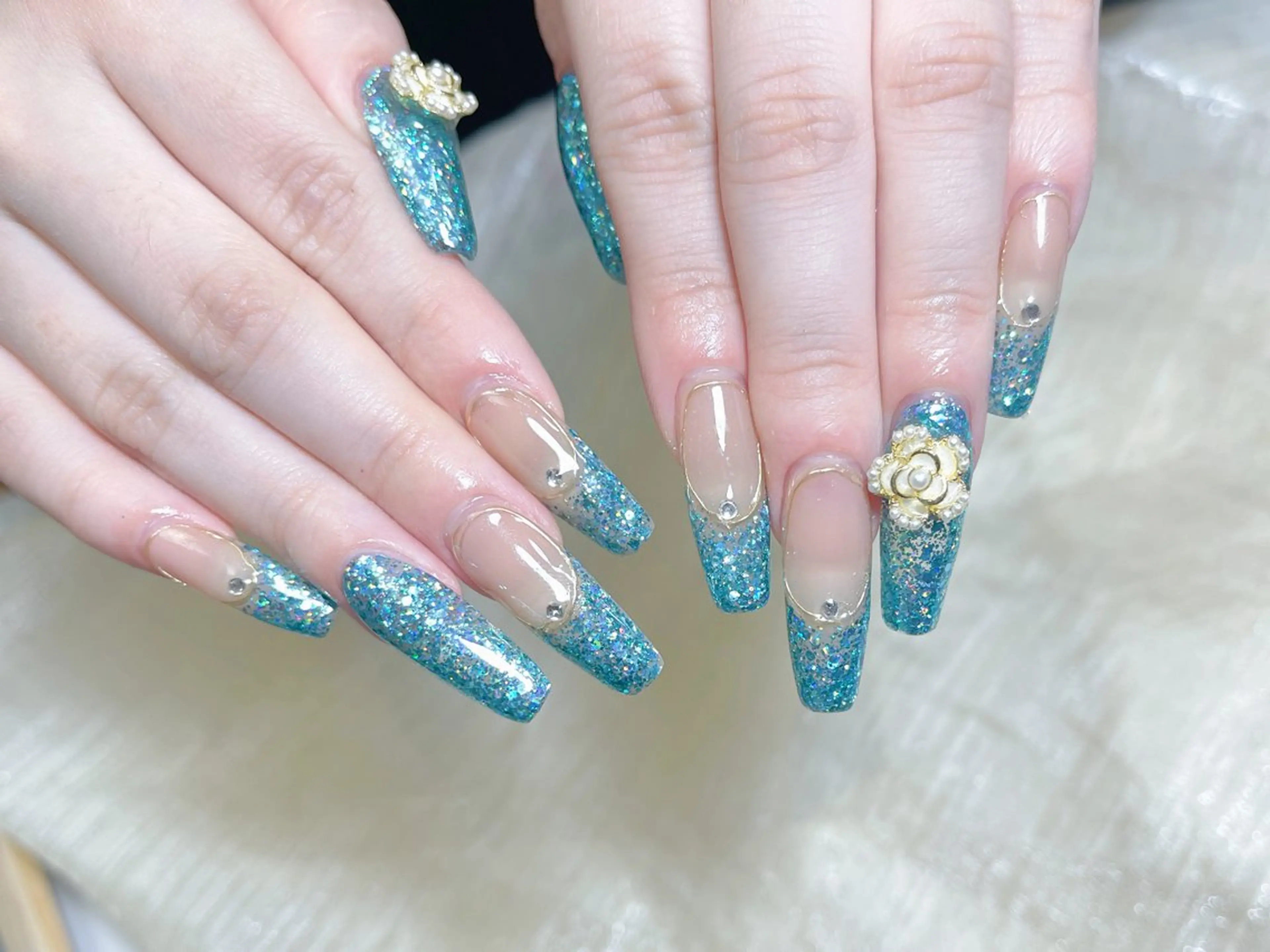 ネイル ハンドネイル 🎀ネイルサロン エクラYUI🎀のネイルデザイン