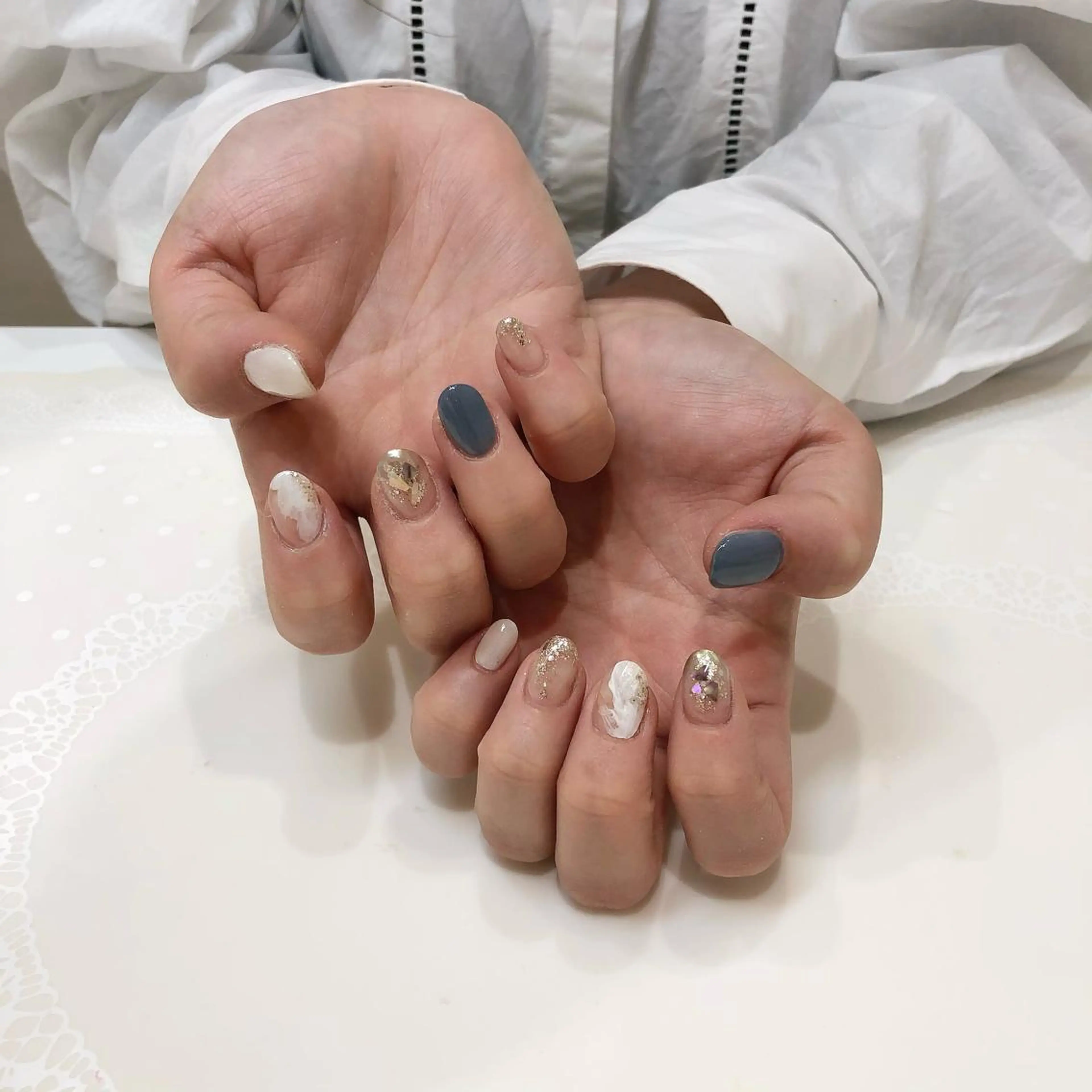 ネイル 椿森 美瑠紅の眉毛・アイブロウイメージ