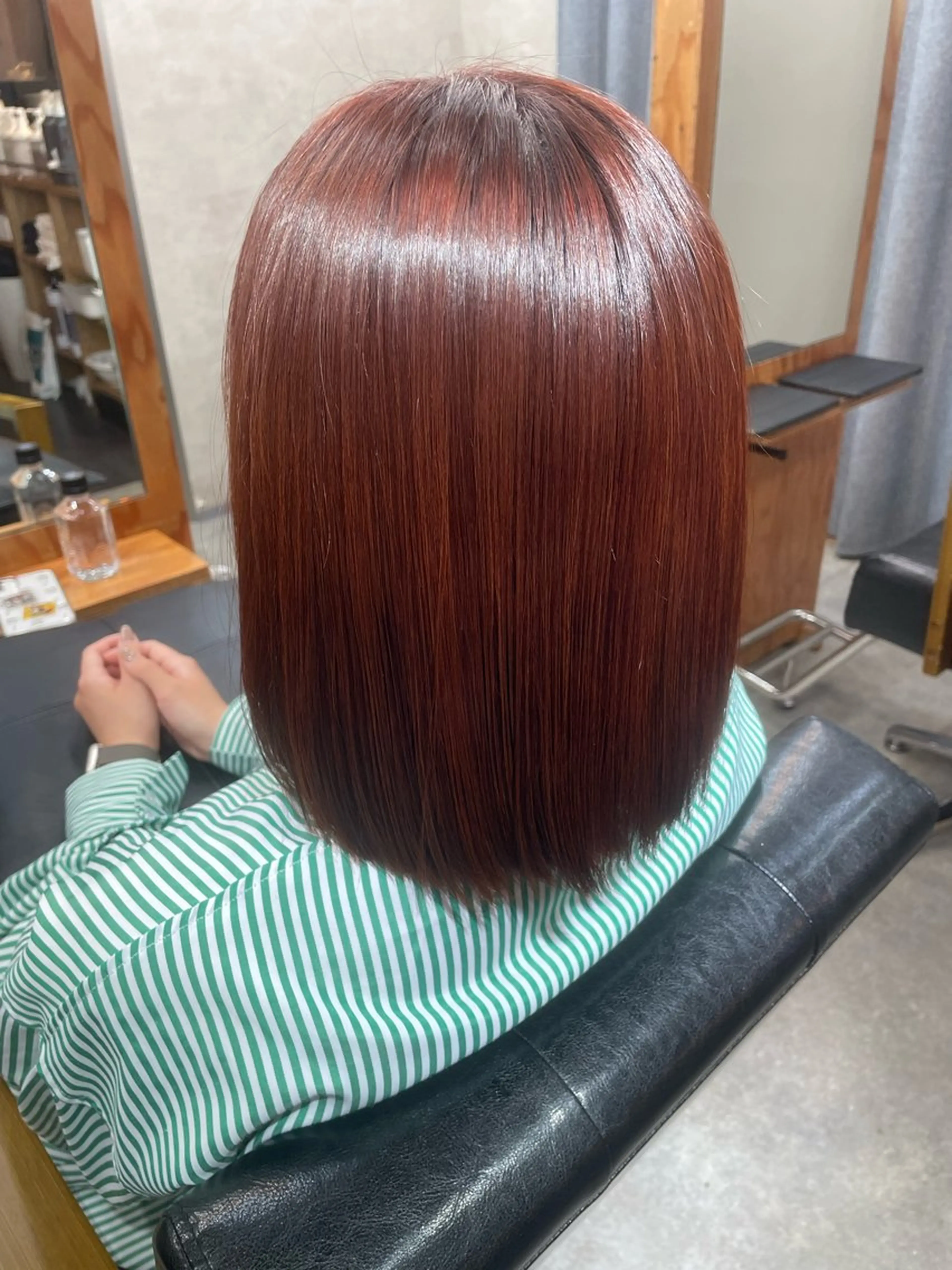 カラー ヘアカラー トリートメント 荒川 桃花のヘアスタイル