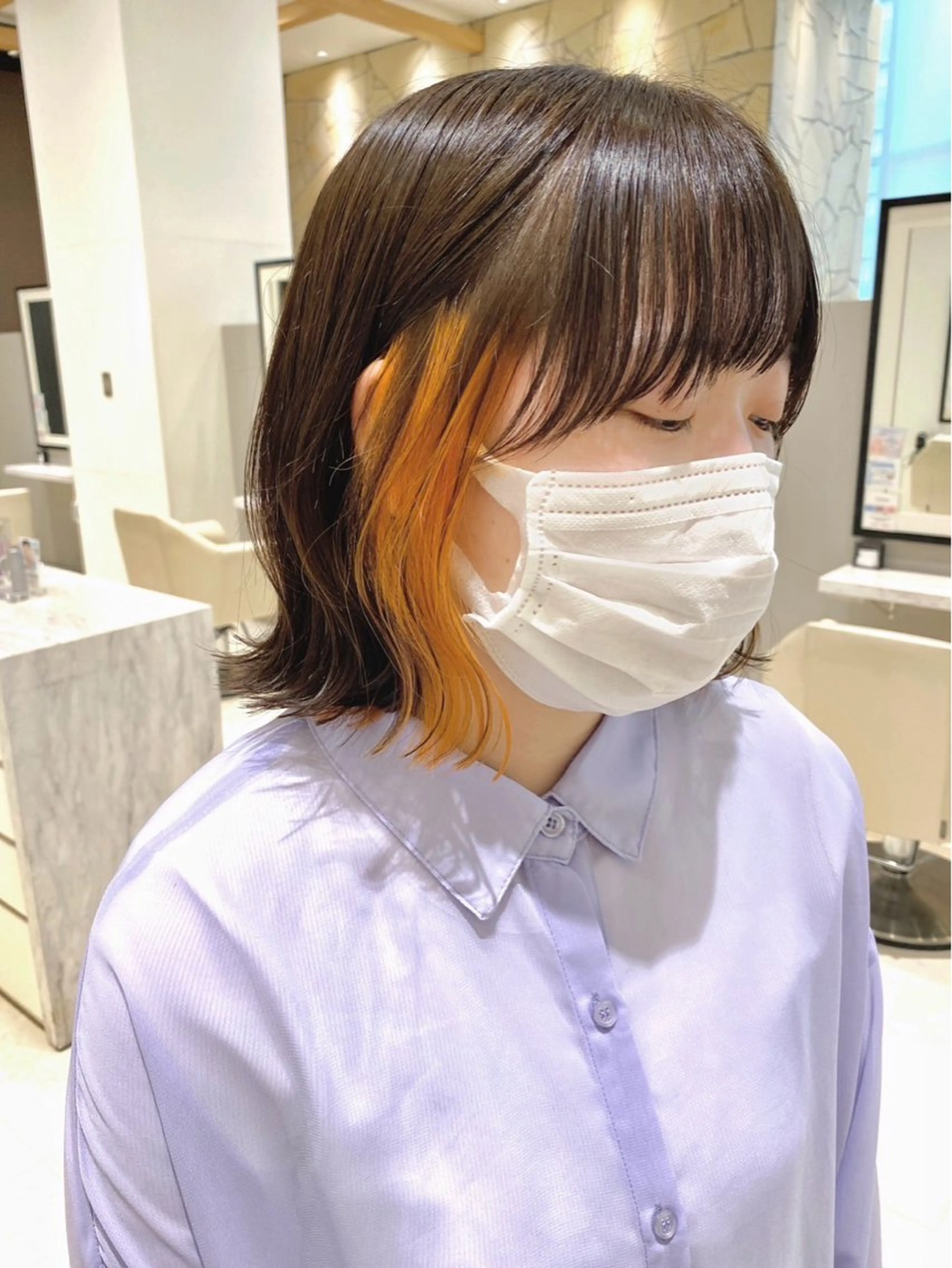 ショート カラー 小町康耀　ボブ /顔周りレイヤーのヘアスタイル