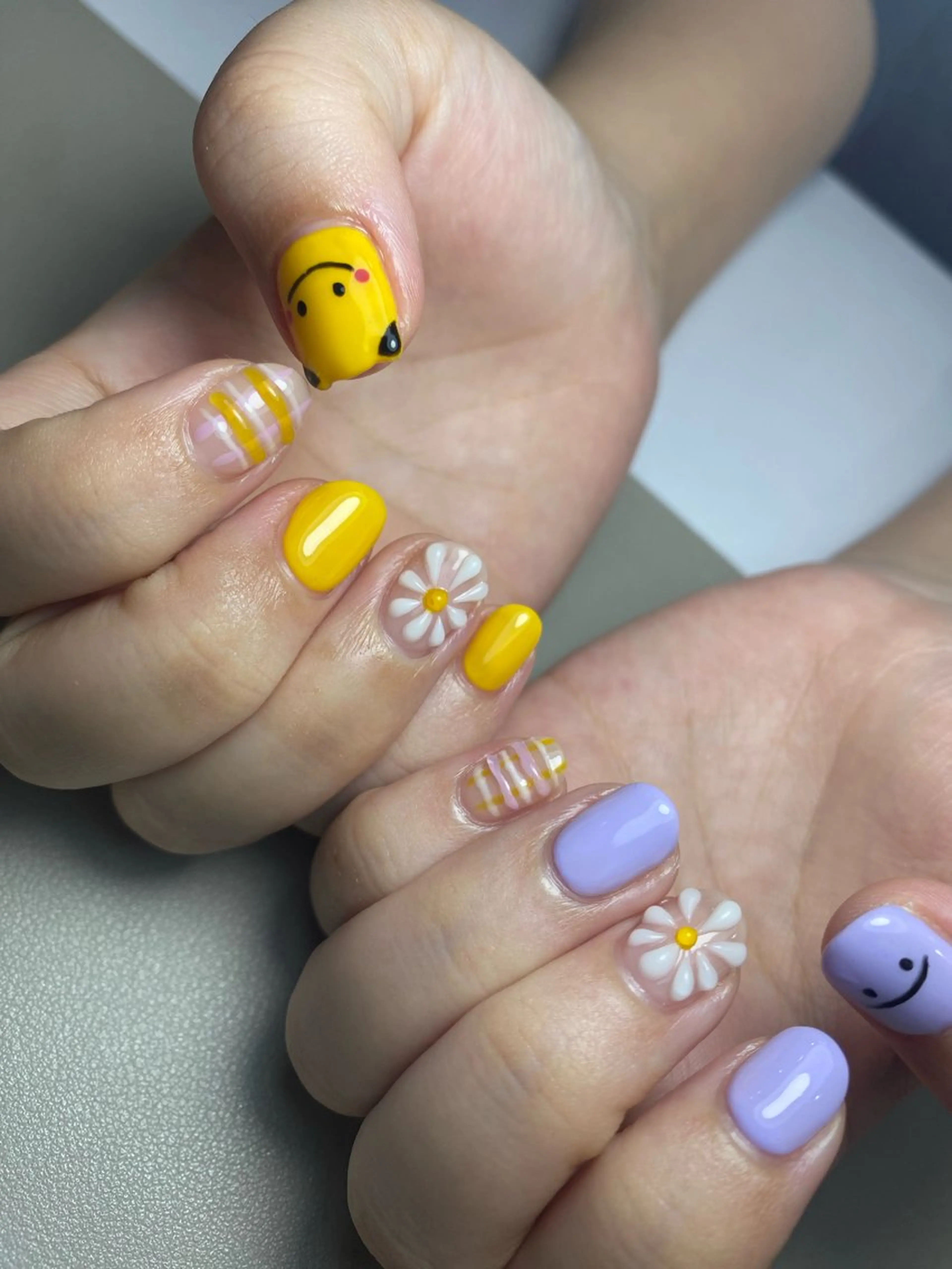 ネイル フラッシュネイル フレンチネイル ジェルネイル グラデーション ラメ(グリッター) ハンドネイル ハンドケア REILLY.　private nail salon所属・Marina 《REILLY.》のネイルデザイン