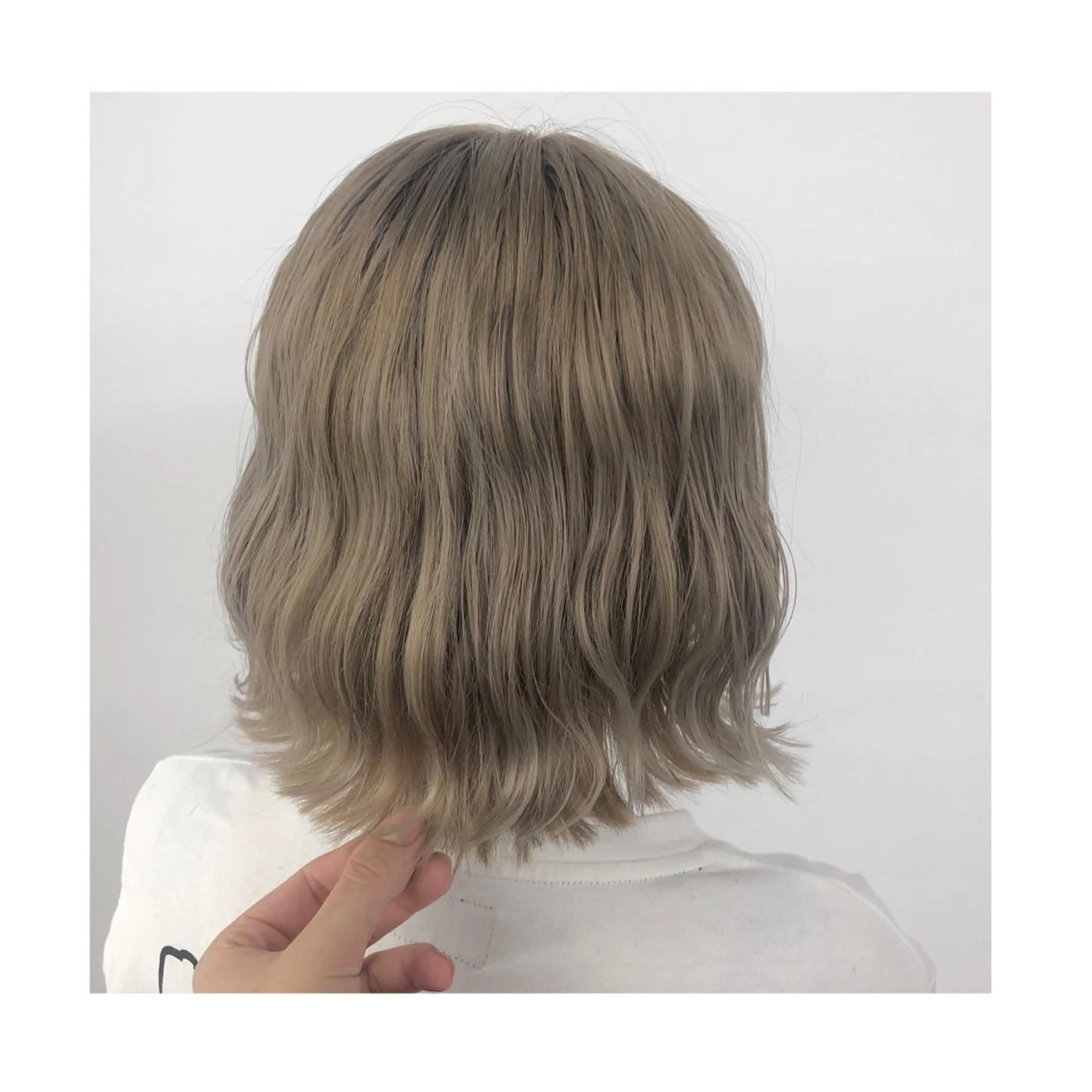 ミディアム カラー ベージュカラー ブリーチ ホワイトベージュ トリートメント ヘアカラー トリートメント ❁⃘ ち だ り さ ❁⃘のヘアスタイル