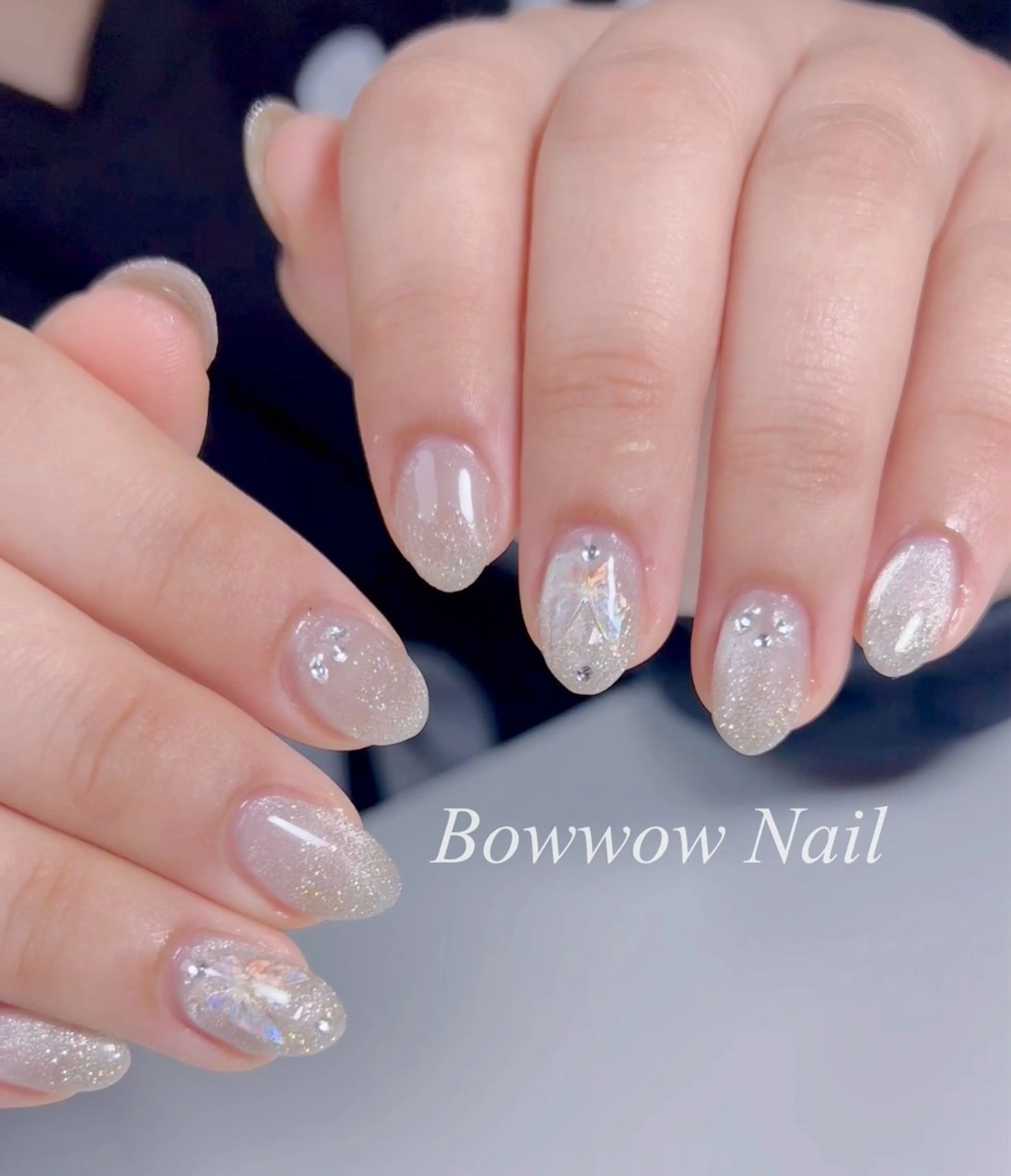 ネイル グラデーション キラキラネイル 韓国ネイル マグネットネイル Bow wow Nail さや🧸のネイルデザイン