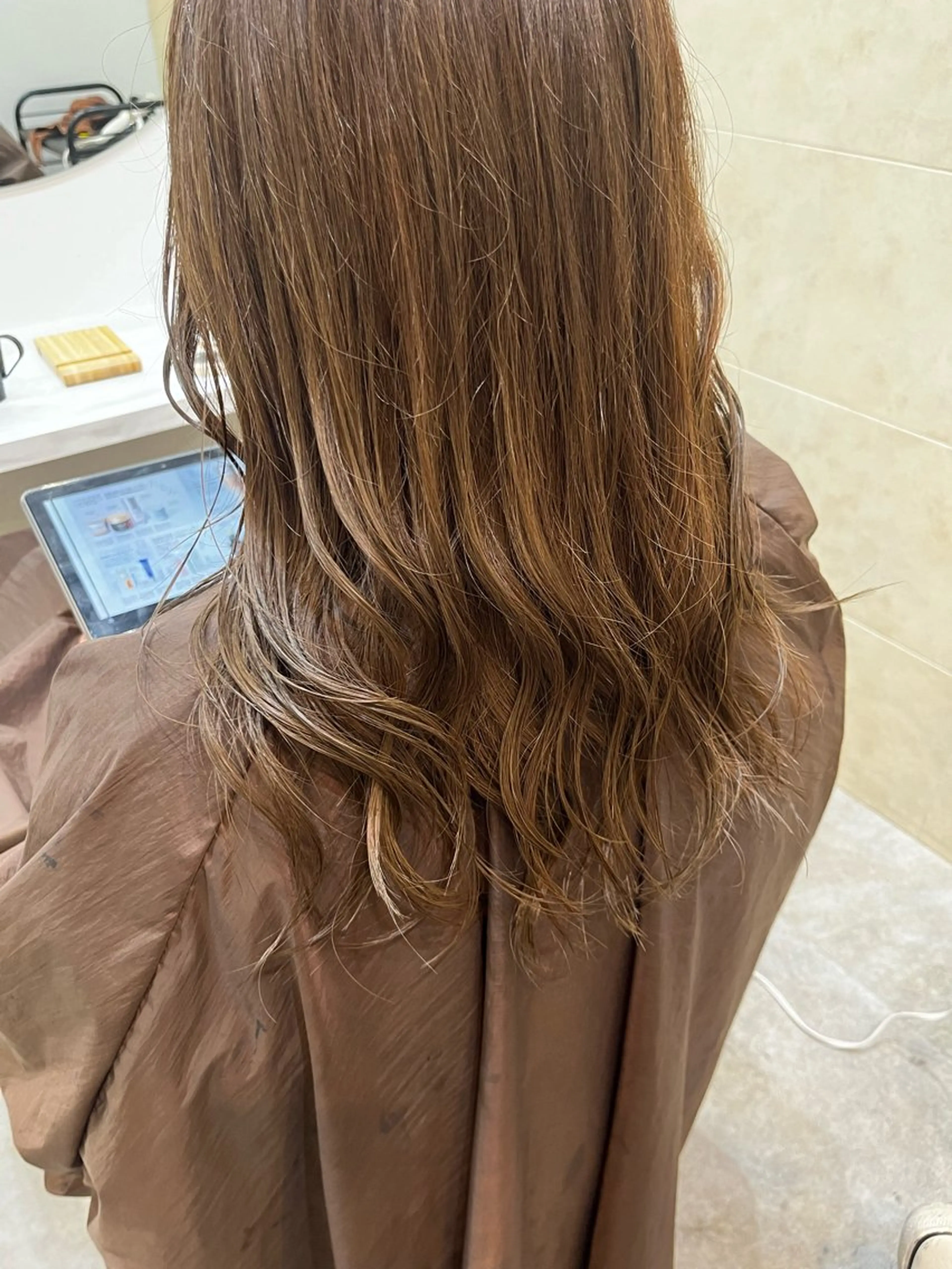 ロング カラー 【髪質改善】全席個室 Zina北千住　高澤のヘアスタイル