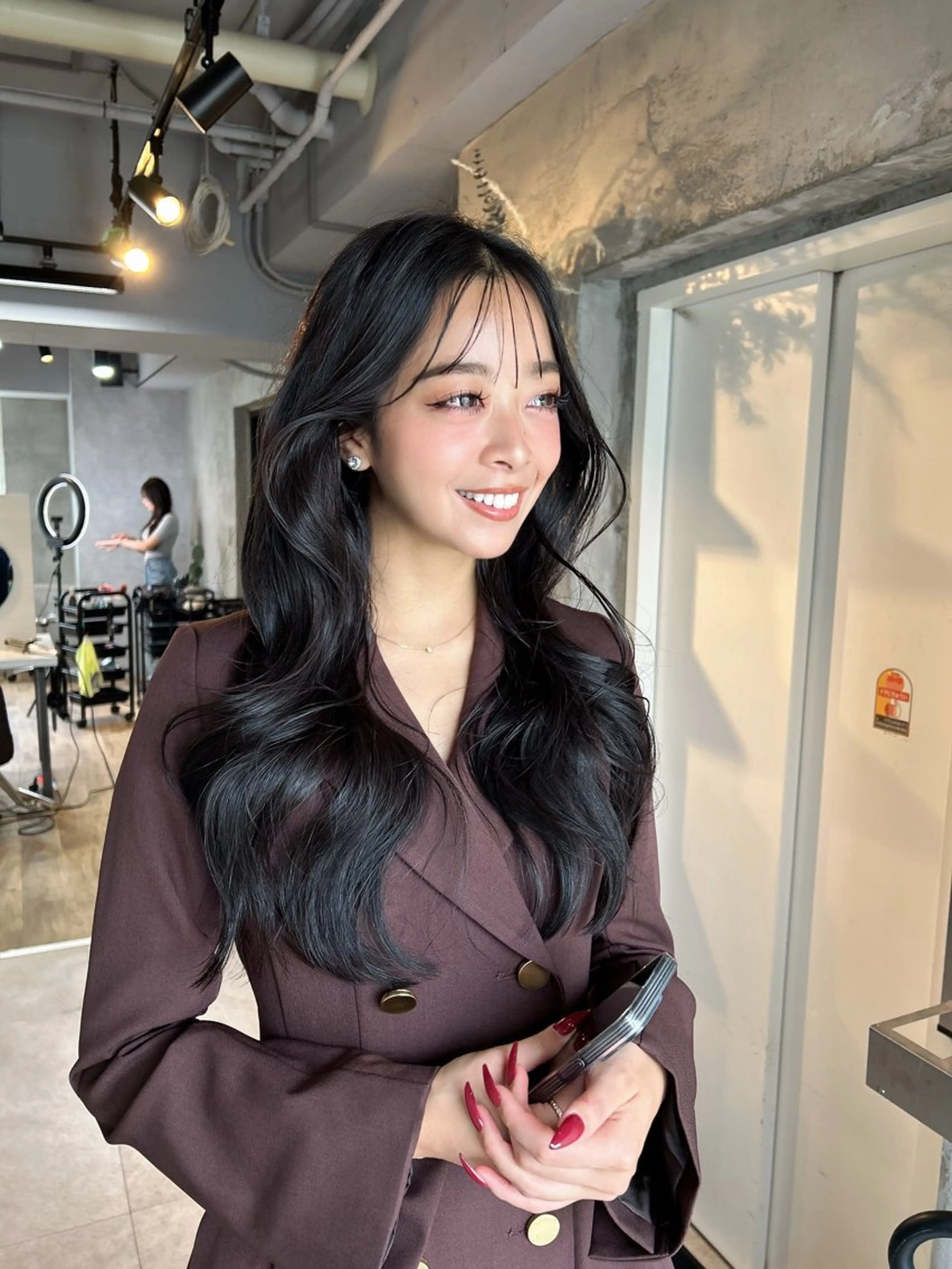 ロング カラー カット ヘアカラー トリートメント 心斎橋ヘアカラー ブリーチmarinaのヘアスタイル