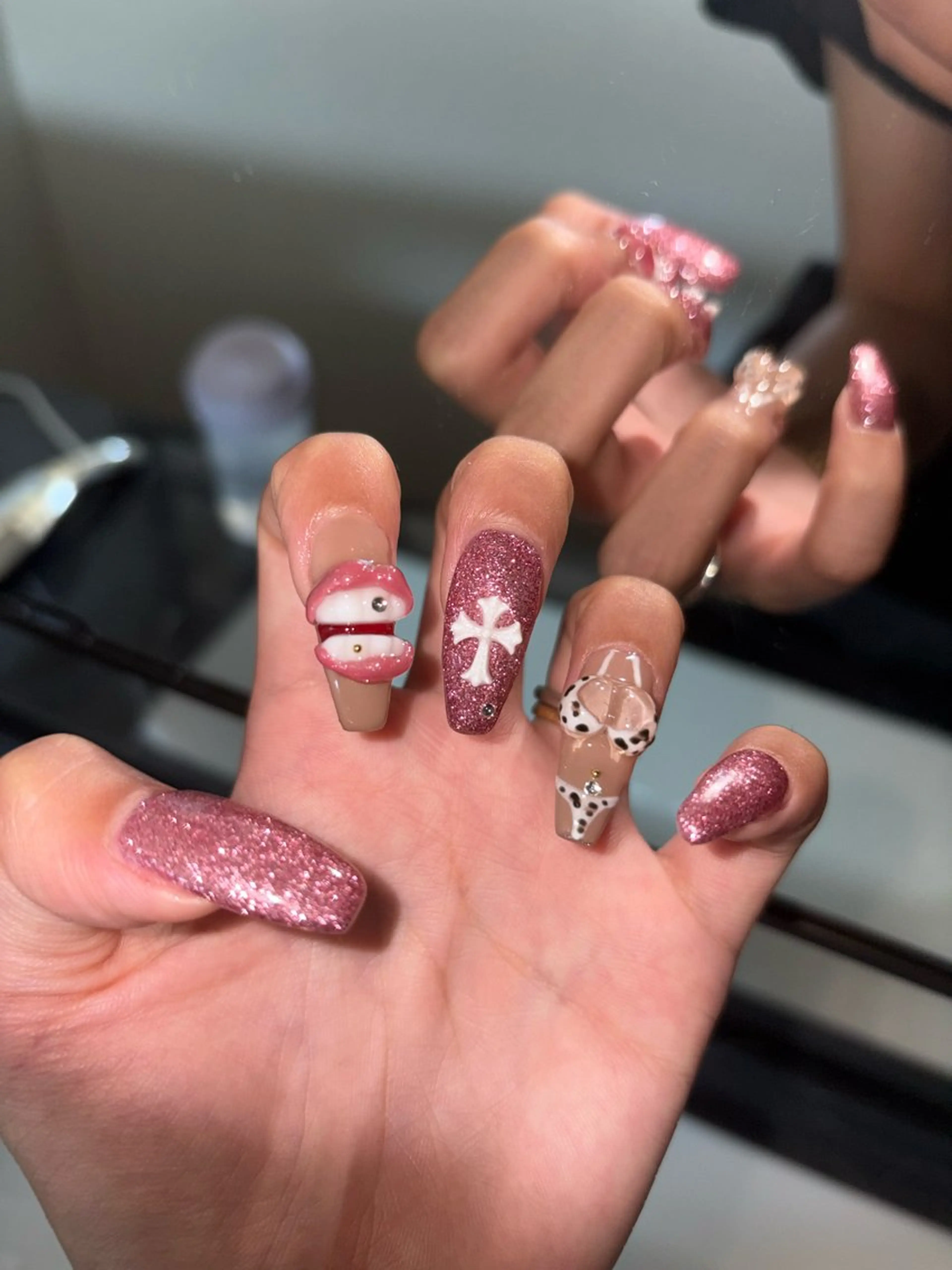 ネイル ROYVE NAIL所属・royvenail ayakaのネイルデザイン