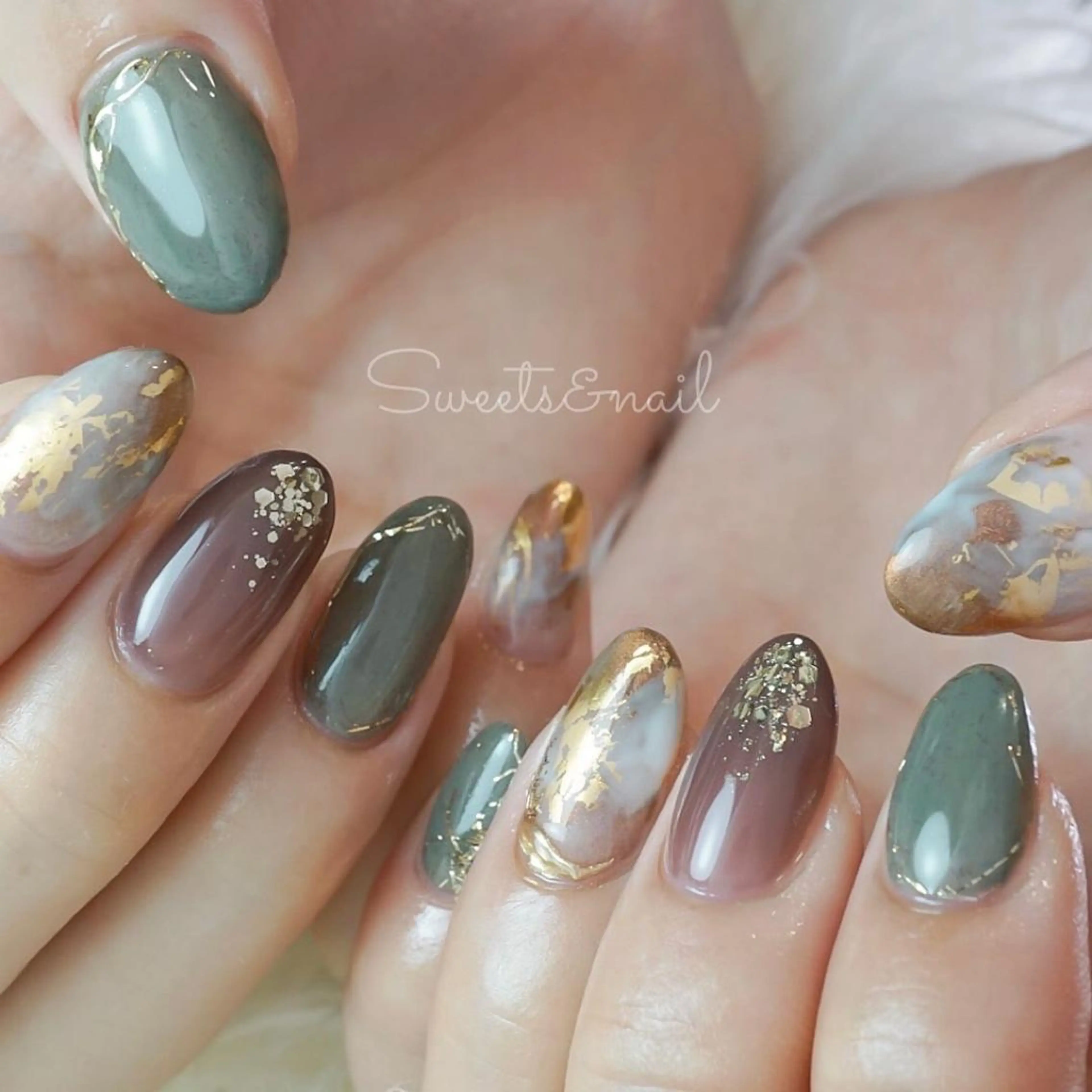 ネイル グリーン Sweets &nailのネイルデザイン
