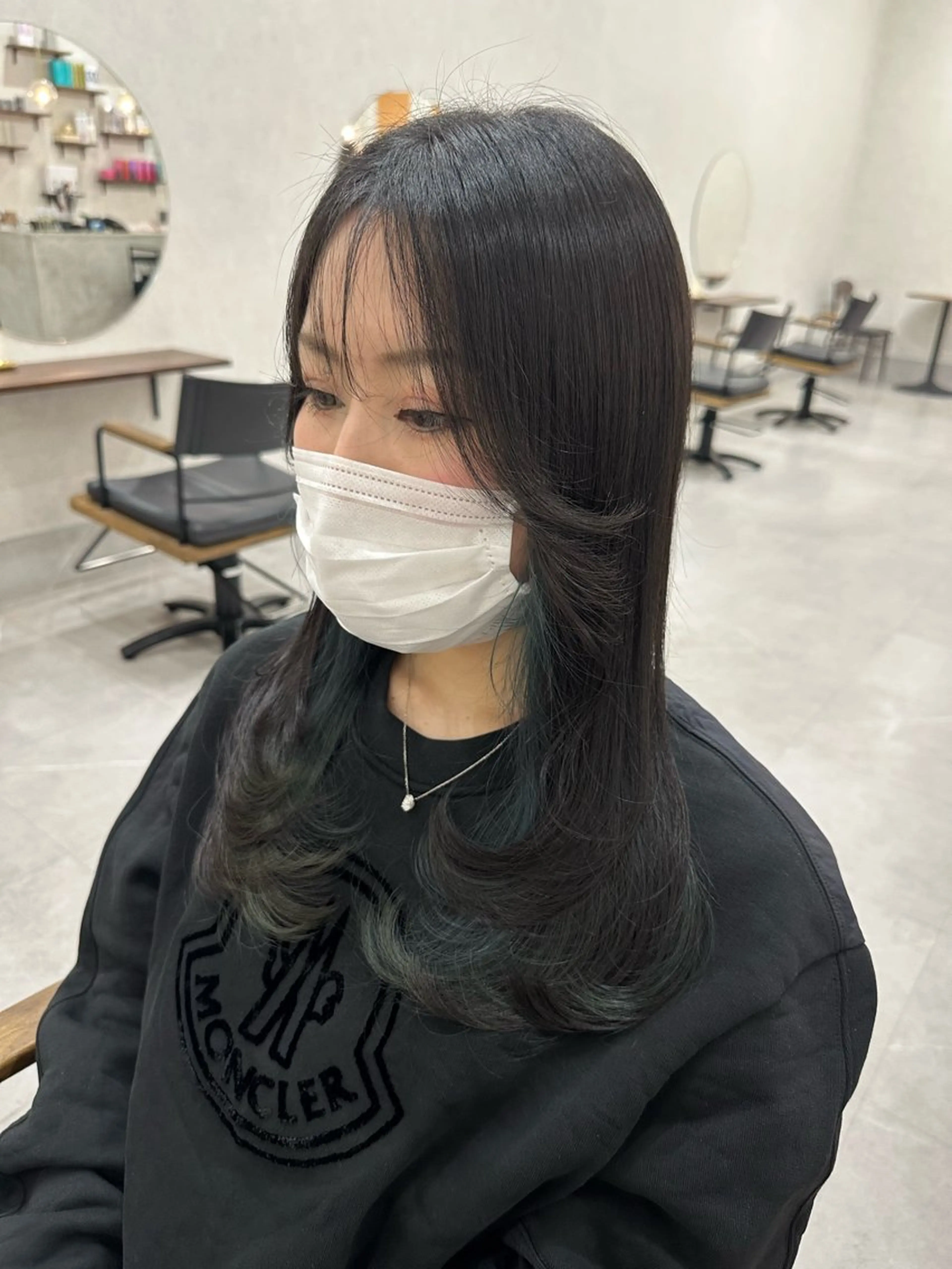 ロング レイヤーカット stark 🫧田中 小春のヘアスタイル