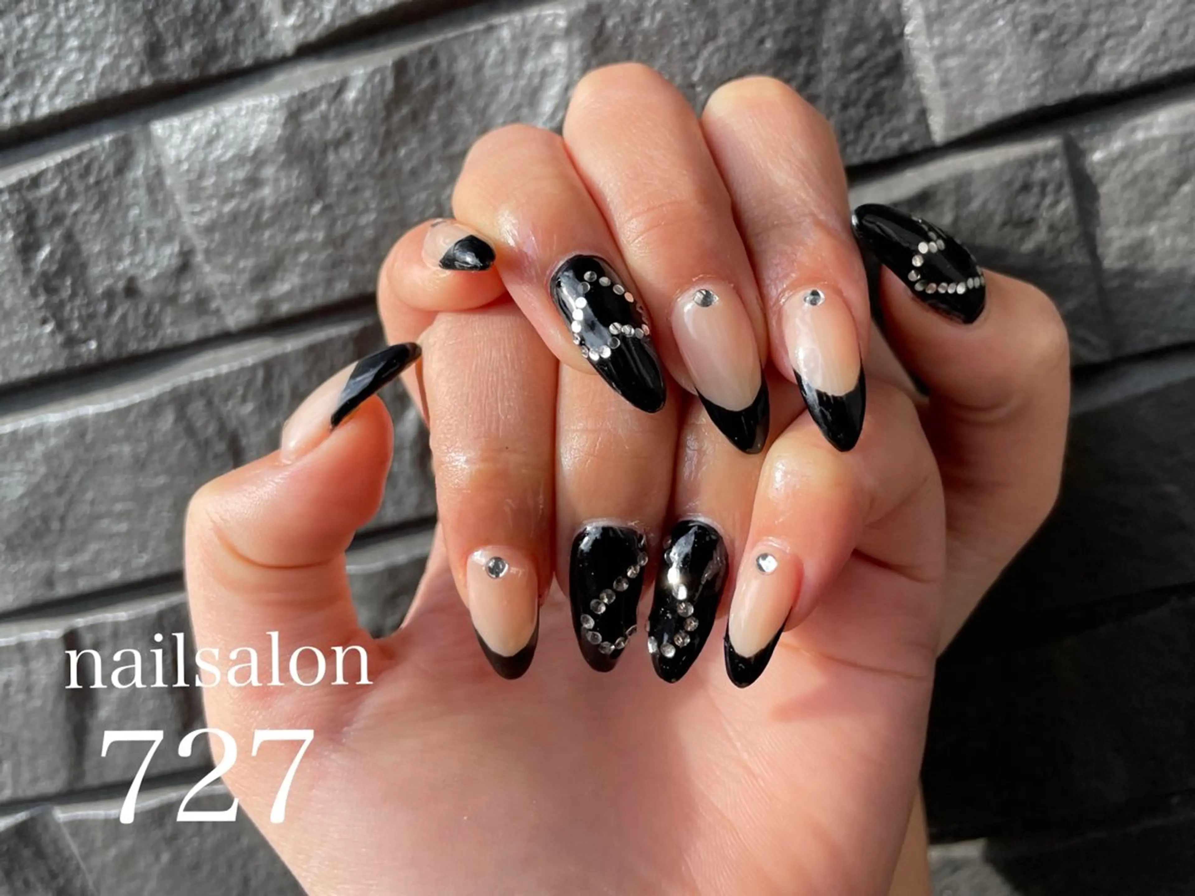 ネイル ハンドネイル 727 nailのネイルデザイン
