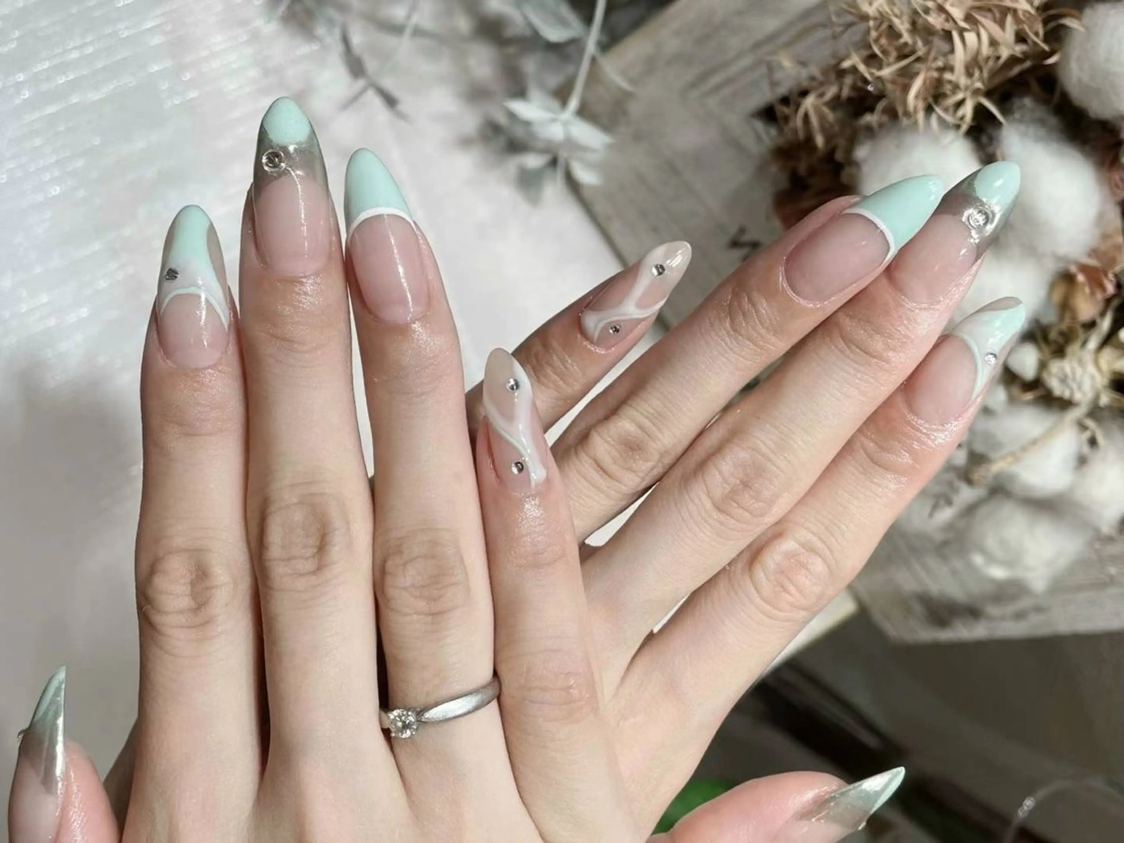 ネイル アートネイル フラワーネイル フットネイル フレンチネイル ジェルネイル Babarla Nailのネイルデザイン