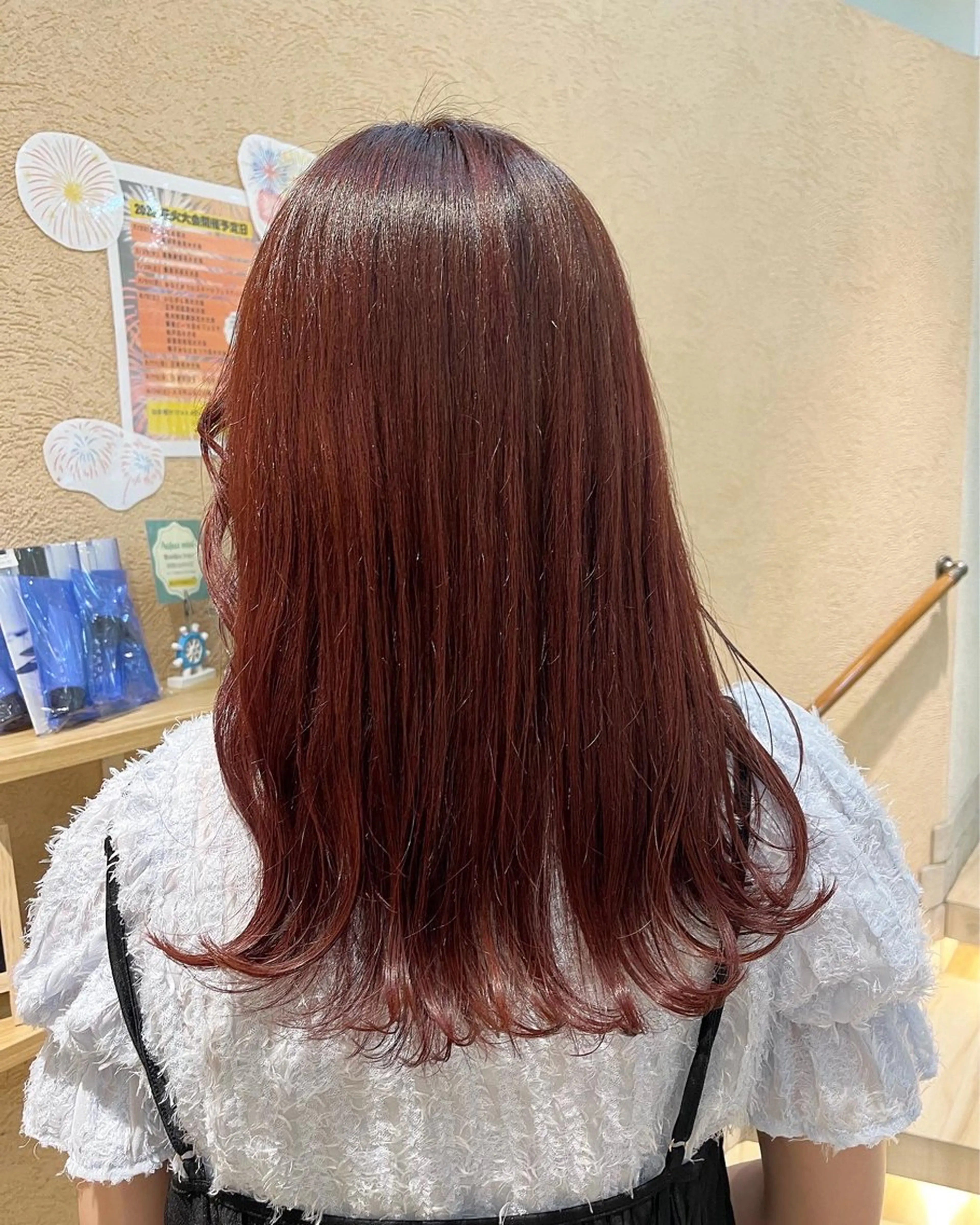 ロング カラー ブリーチ ブリーチなしカラー レッドカラー 関 琴美のヘアスタイル