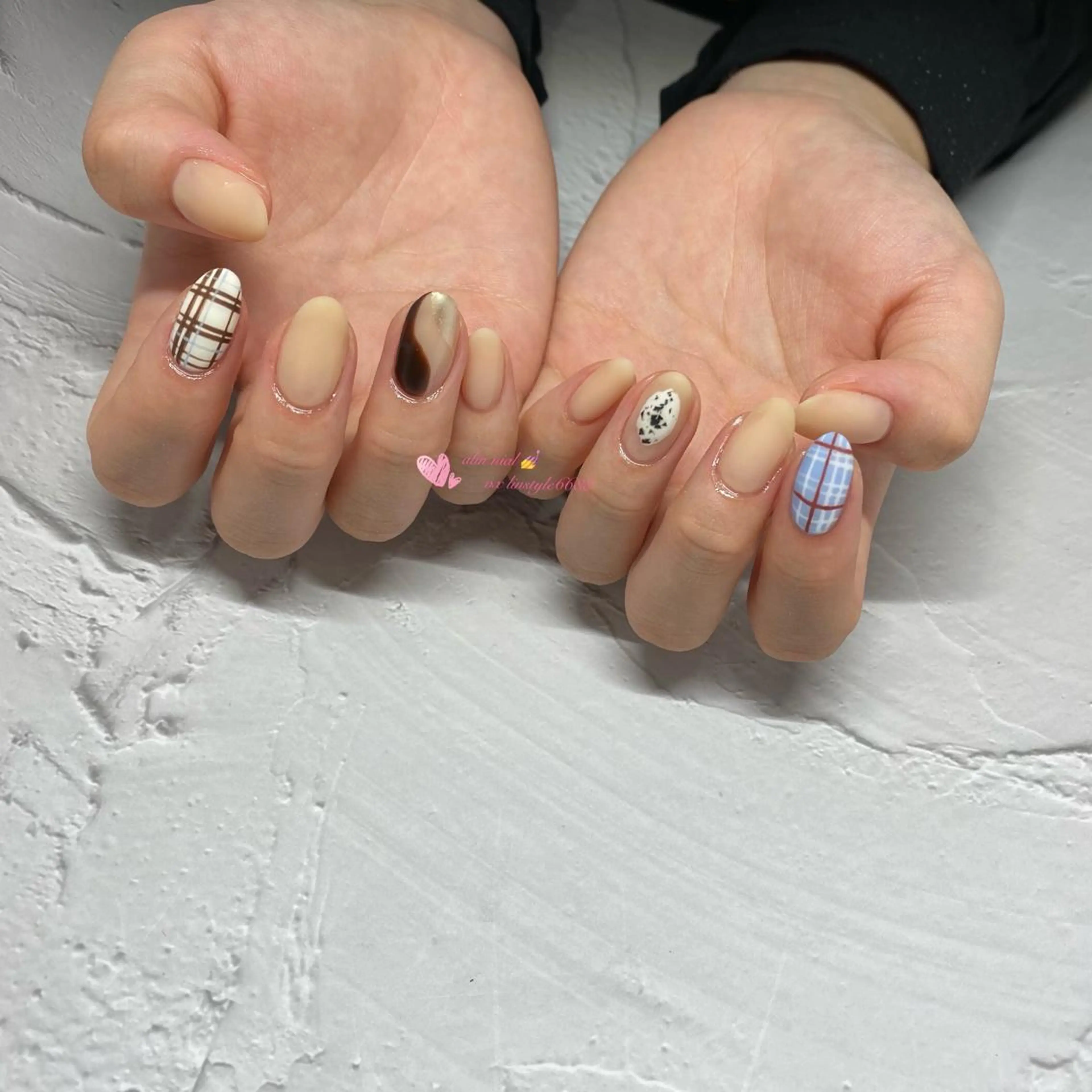 ネイル ネイルサロン 9Carats神田のネイルデザイン