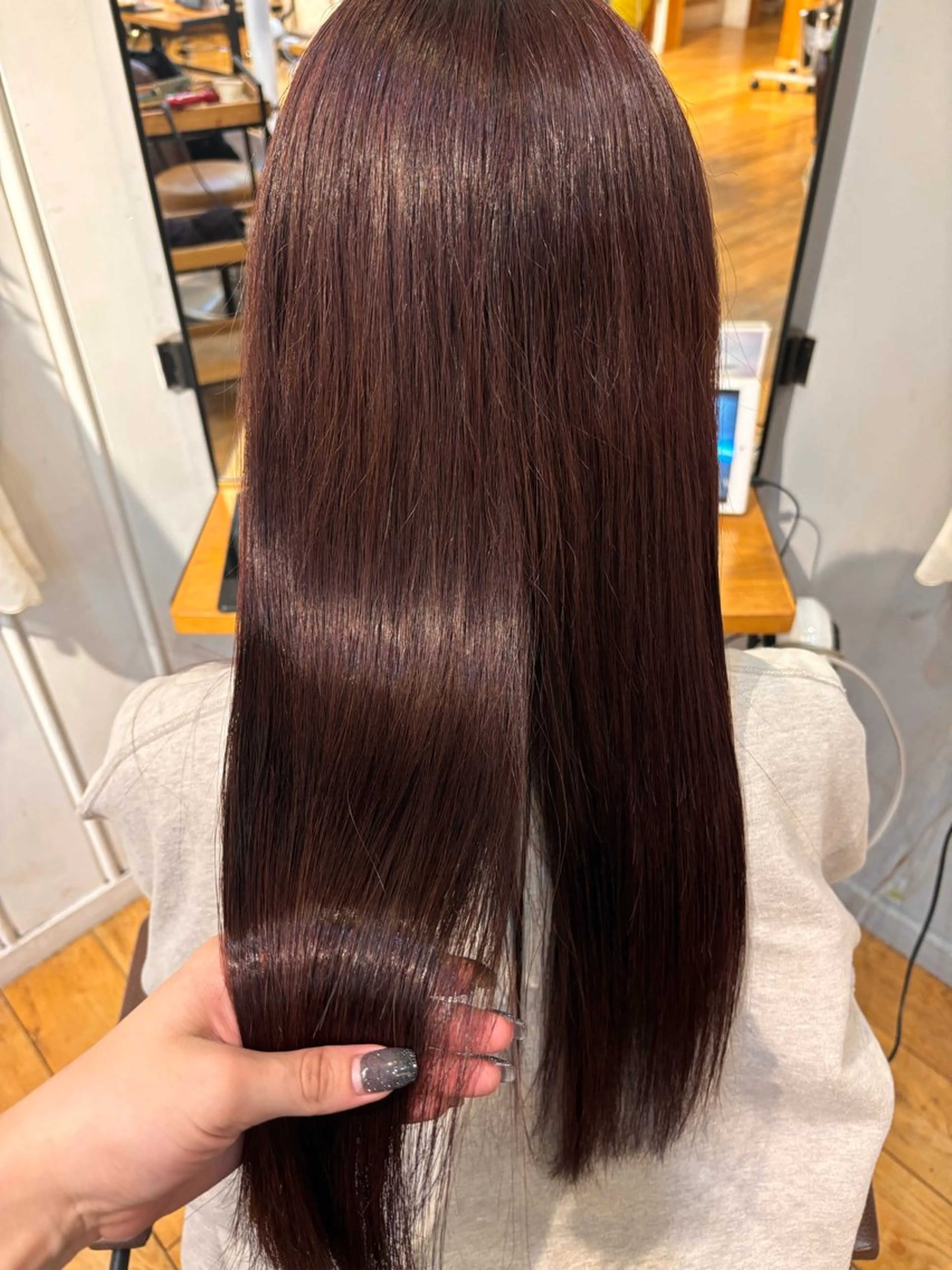 ロング カラー ヘアカラー トリートメント ながこ /透明感カラーのヘアスタイル