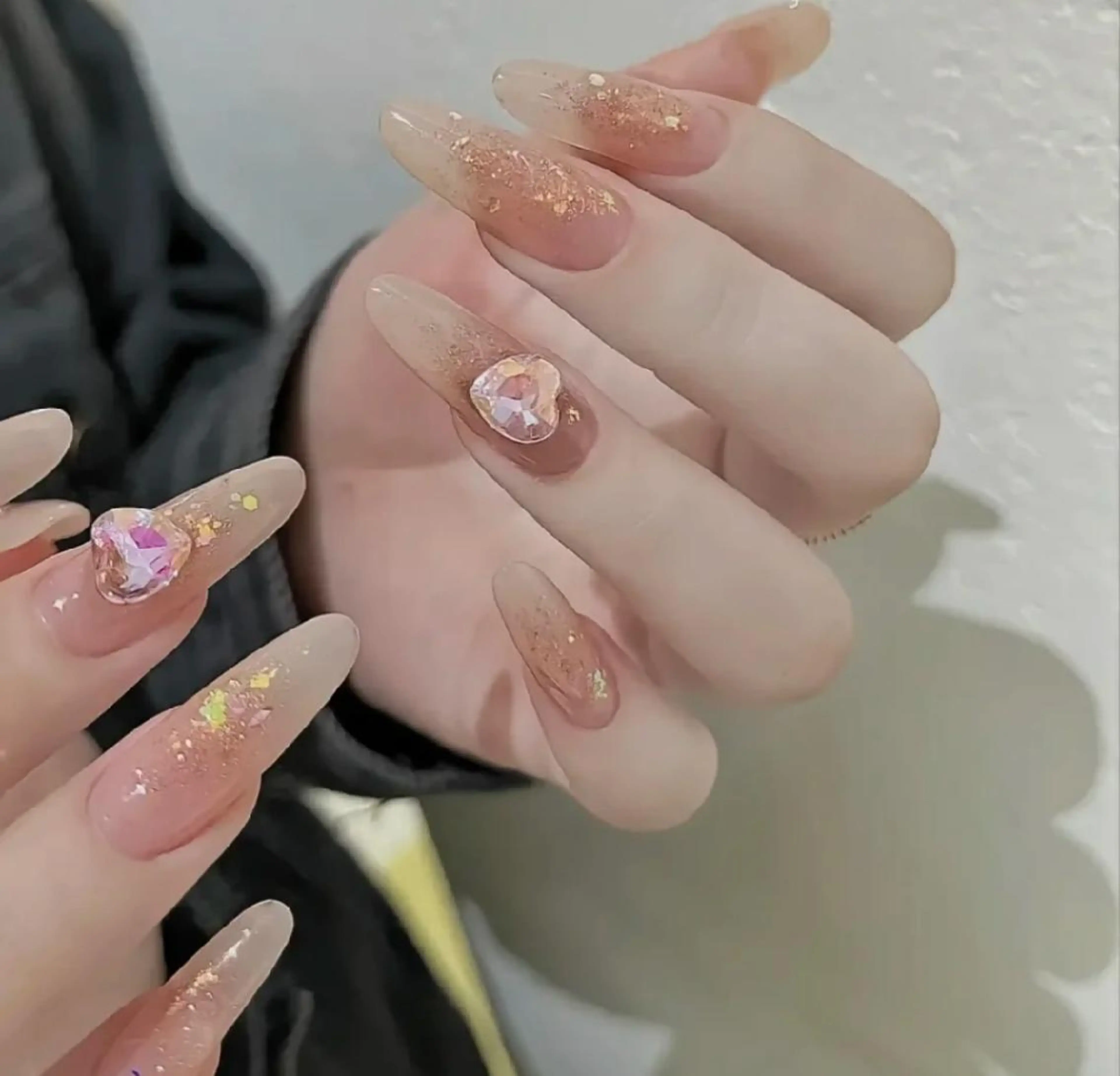 ネイル THE ONE栄店所属・Theone栄店 川原のネイルデザイン