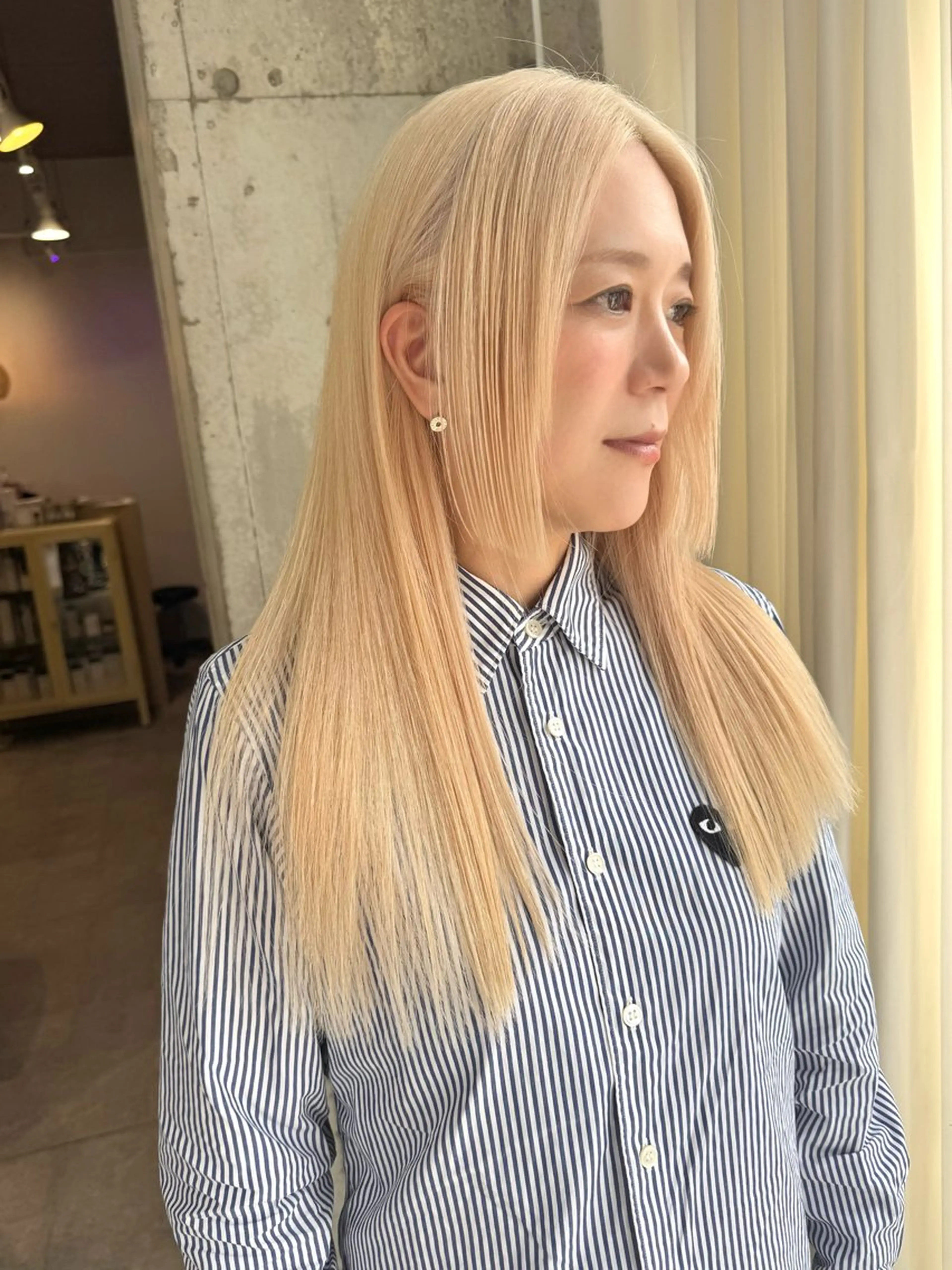 ロング カラー バレイヤージュ ブリーチ 抜きっぱなしブロンド ブロンド ケアブリーチ ヘアカラー lani 天神大名/ブリーチのヘアスタイル