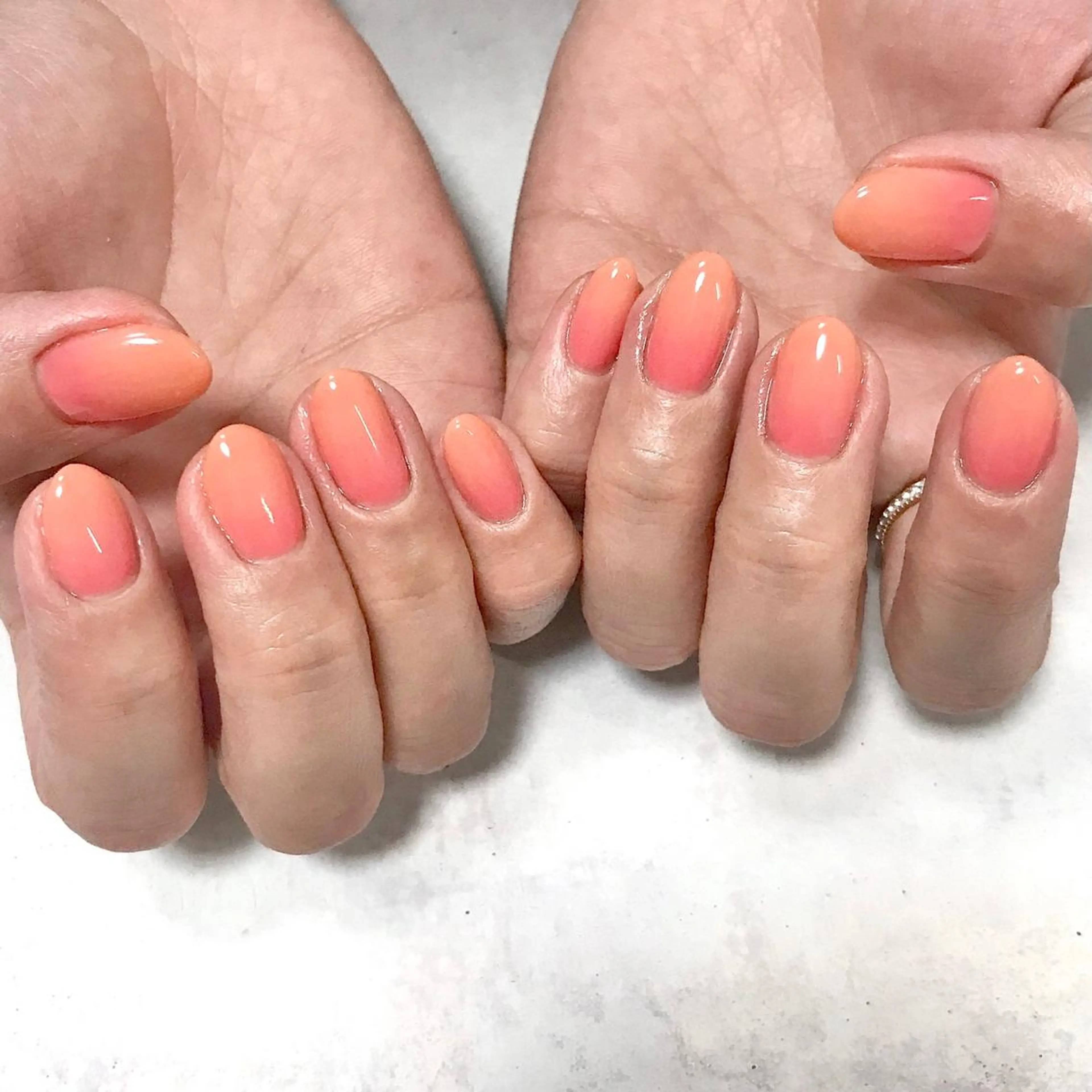 ネイル グラデーション オフィスネイル シンプルネイル 夏ネイル ステラ marikominoのネイルデザイン