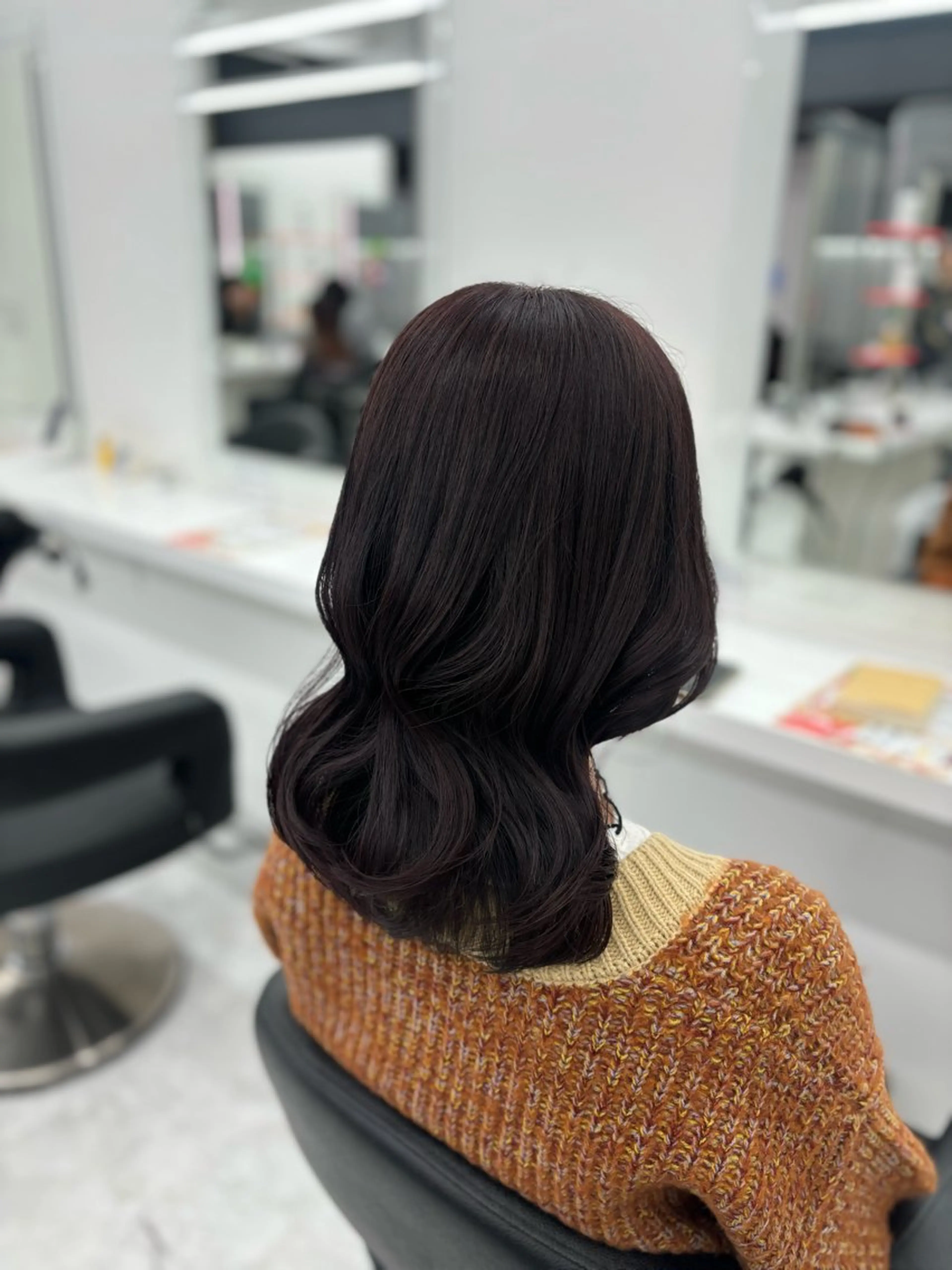 セミロング カラー ヘアカラー トリートメント 🤍レイヤー/顔周り 暖色hirari🤍のヘアスタイル