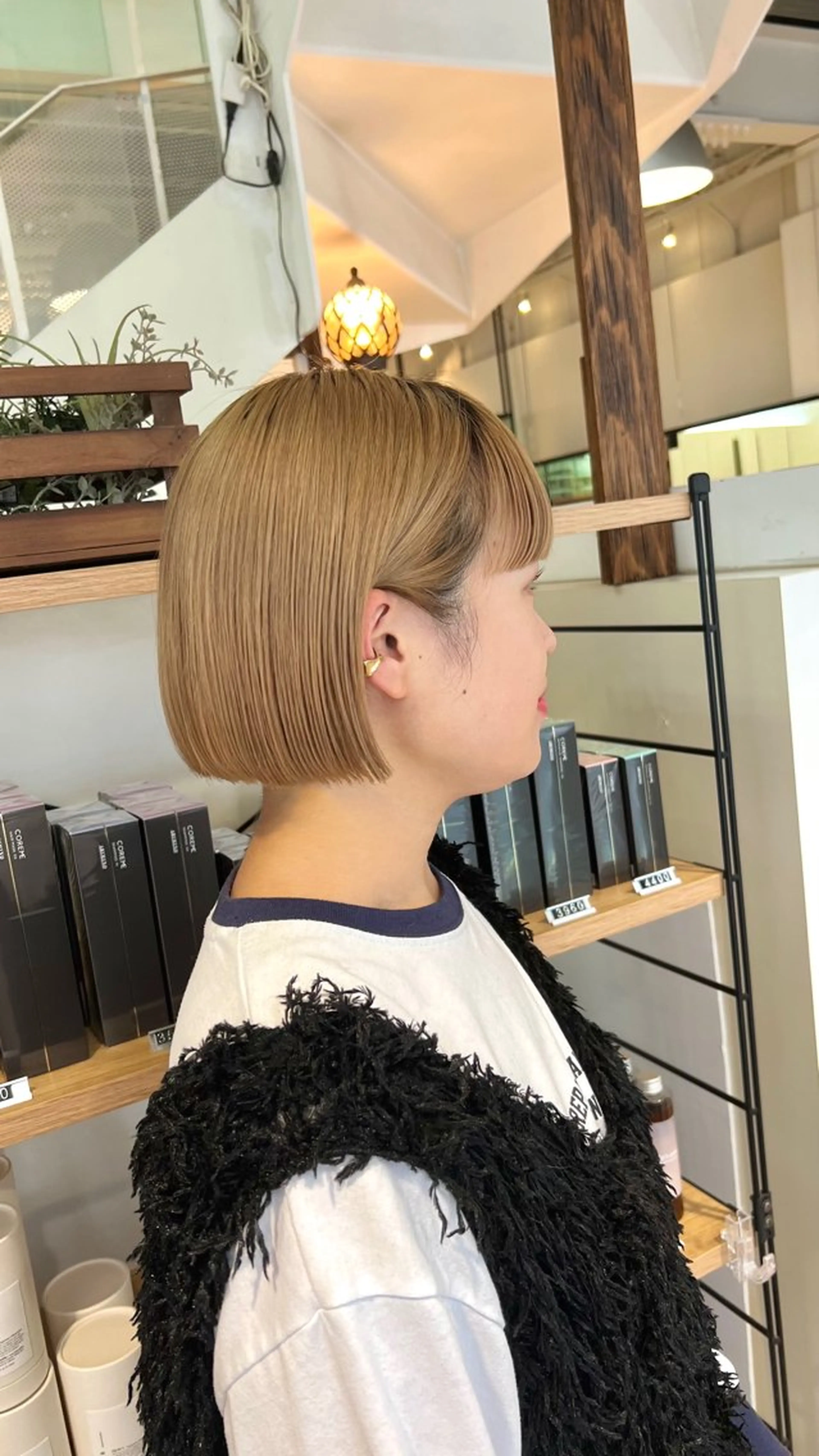 ミディアム ボブ カット ヘアカラー インナーカラー♡ Nanakoのヘアスタイル