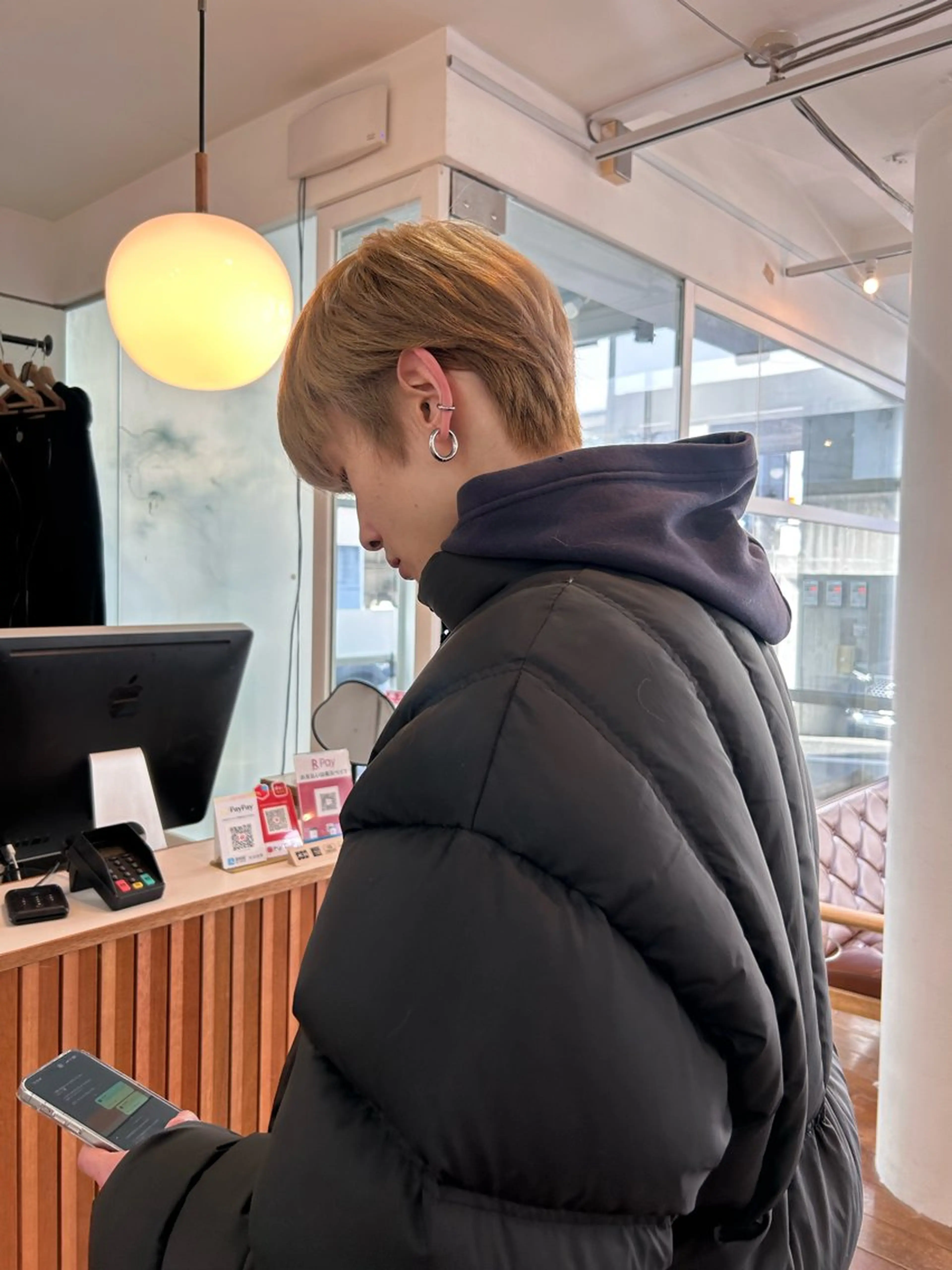 カラー VISION   aoyama所属・かがやしづ ✂️ショートカットのヘアスタイル