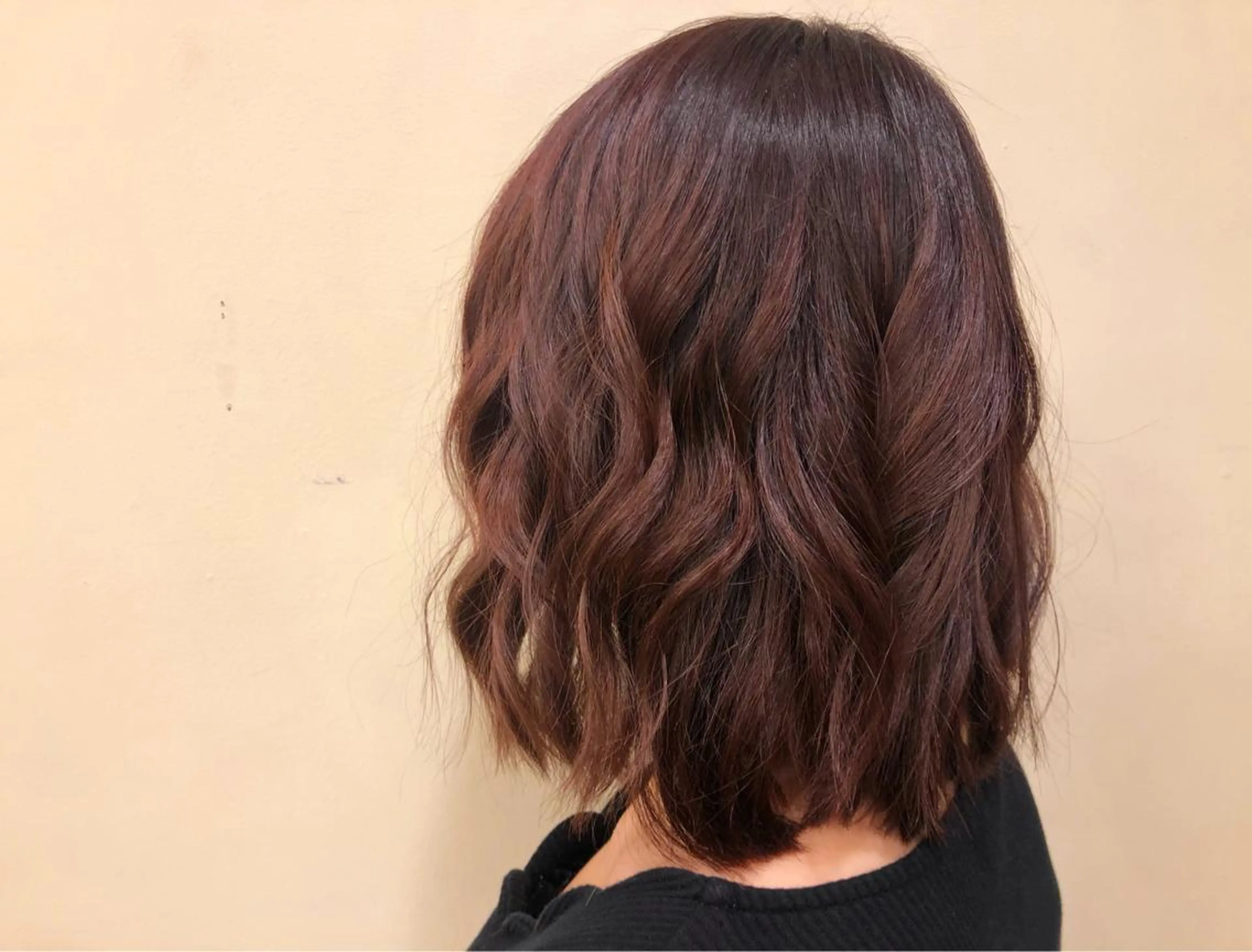 ミディアム カラー 上田 和紀子のヘアスタイル