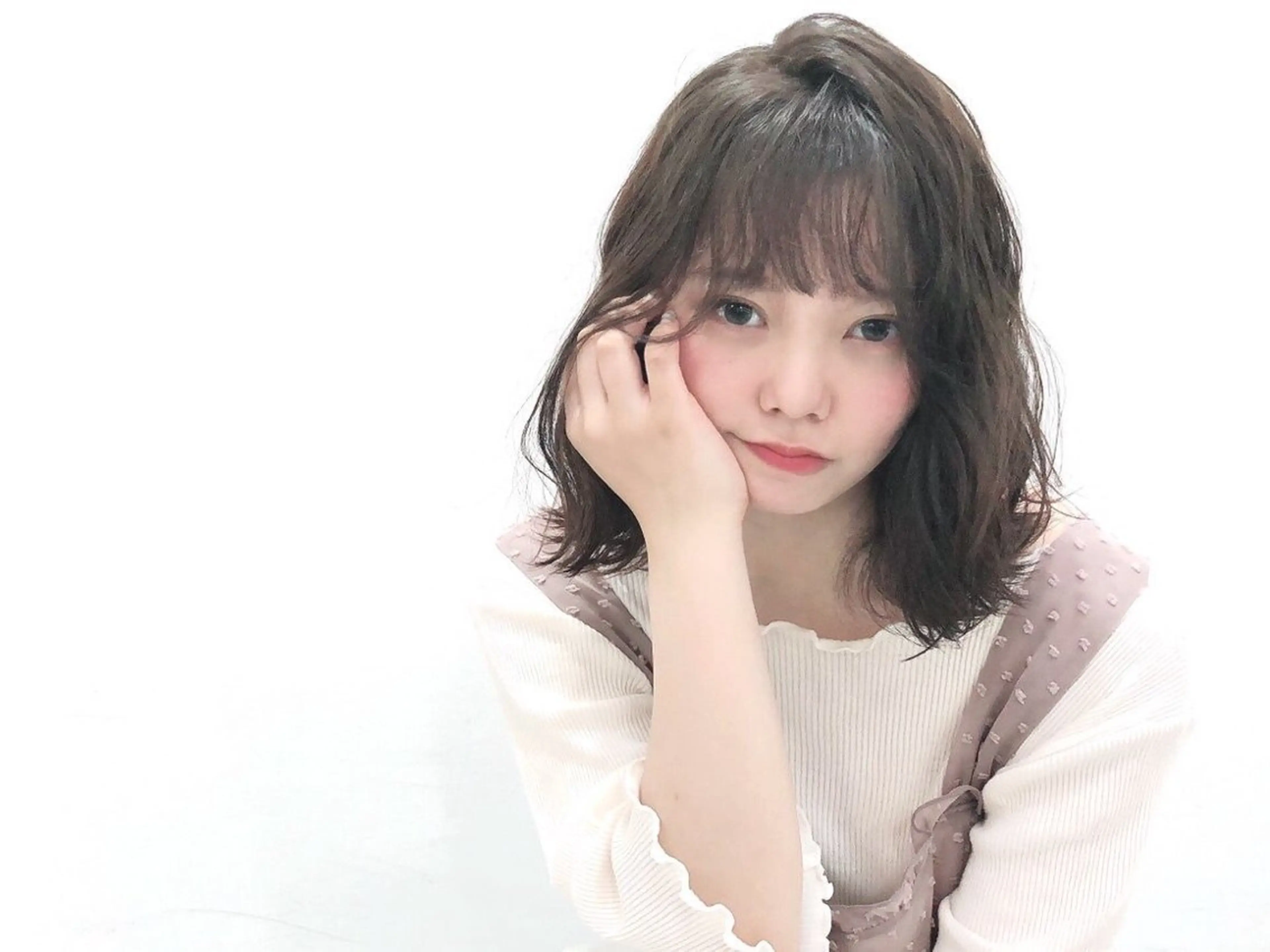 女性のモデル様を募集しております！カット(3センチ以上)＋カラー(ブリーチなし)トリートメント無料でさせていただきます！の写真