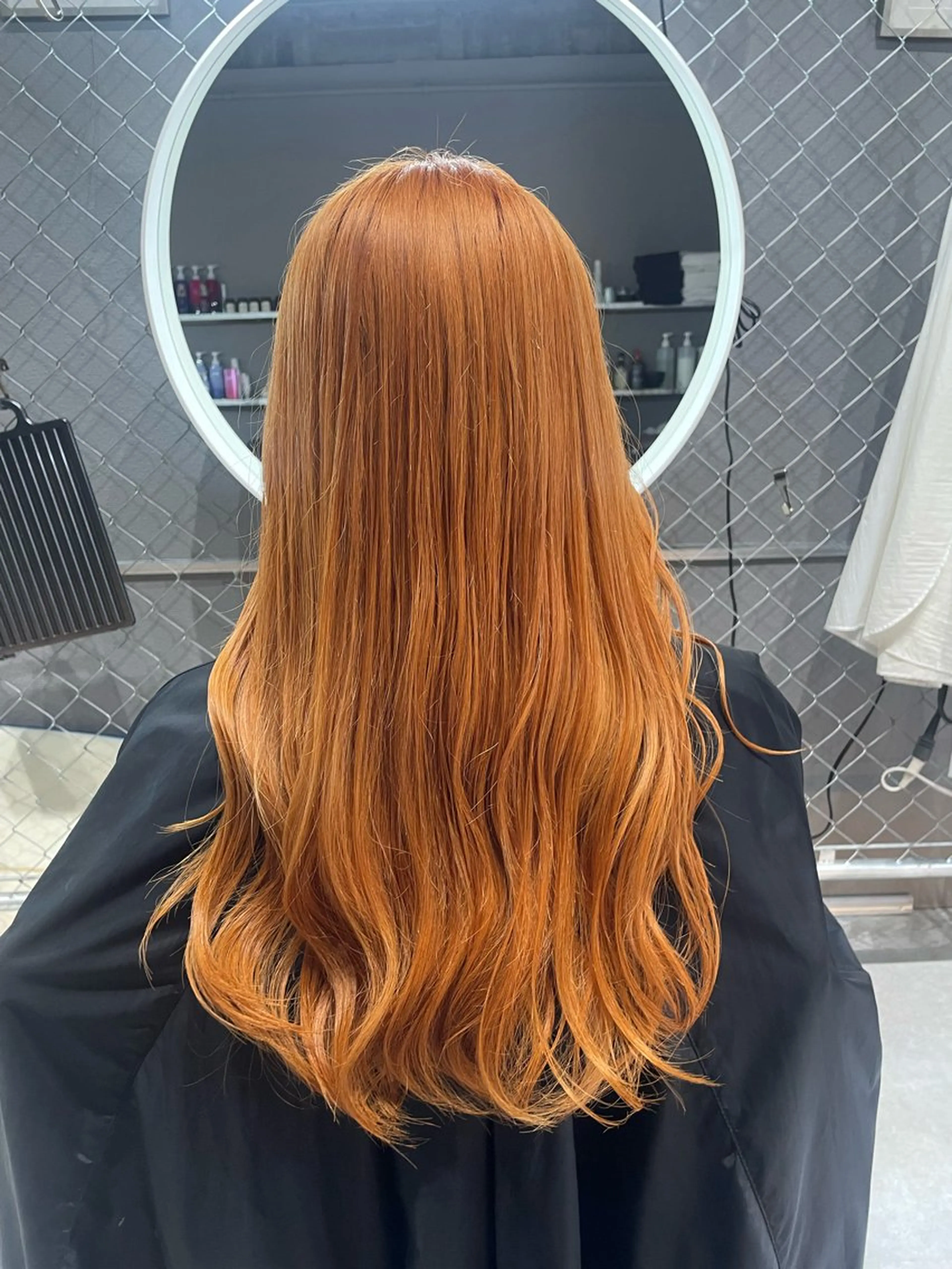 ロング カラー オレンジ ヘアカラー CoCooN nanamiのヘアスタイル