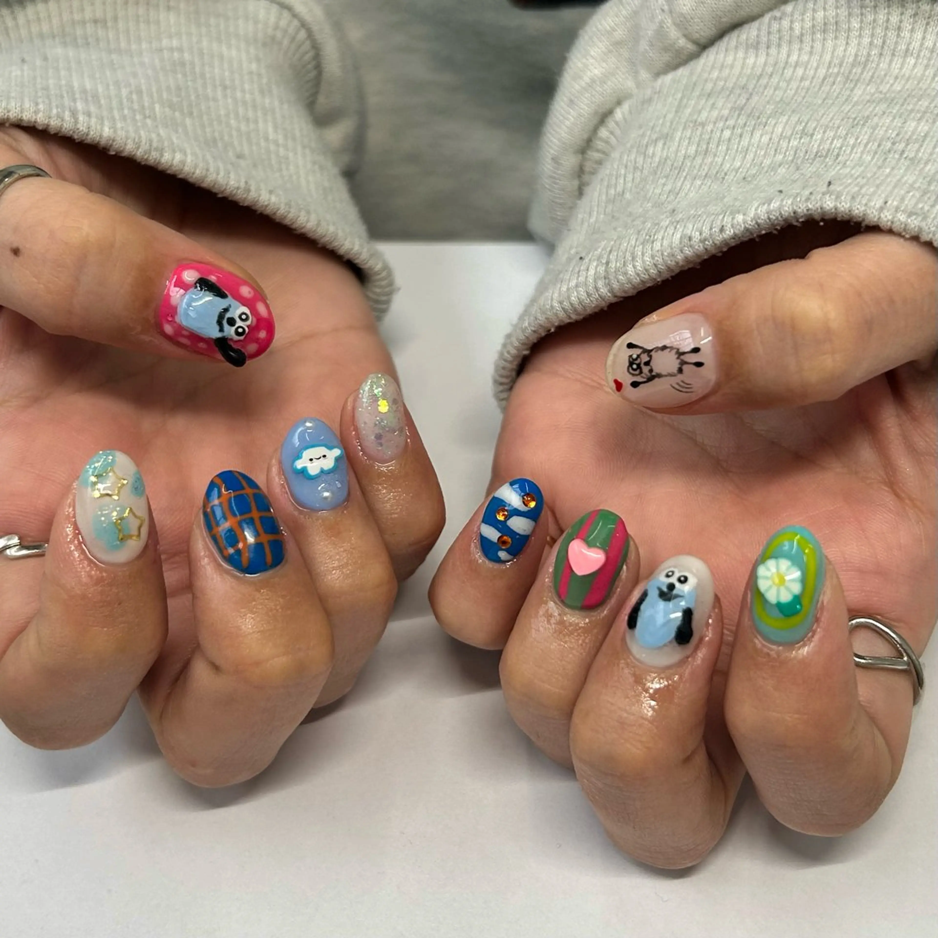 ネイル ハンドネイル プライベートネイルサロンone nail所属・one nail 【カラフル/個性派】のネイルデザイン