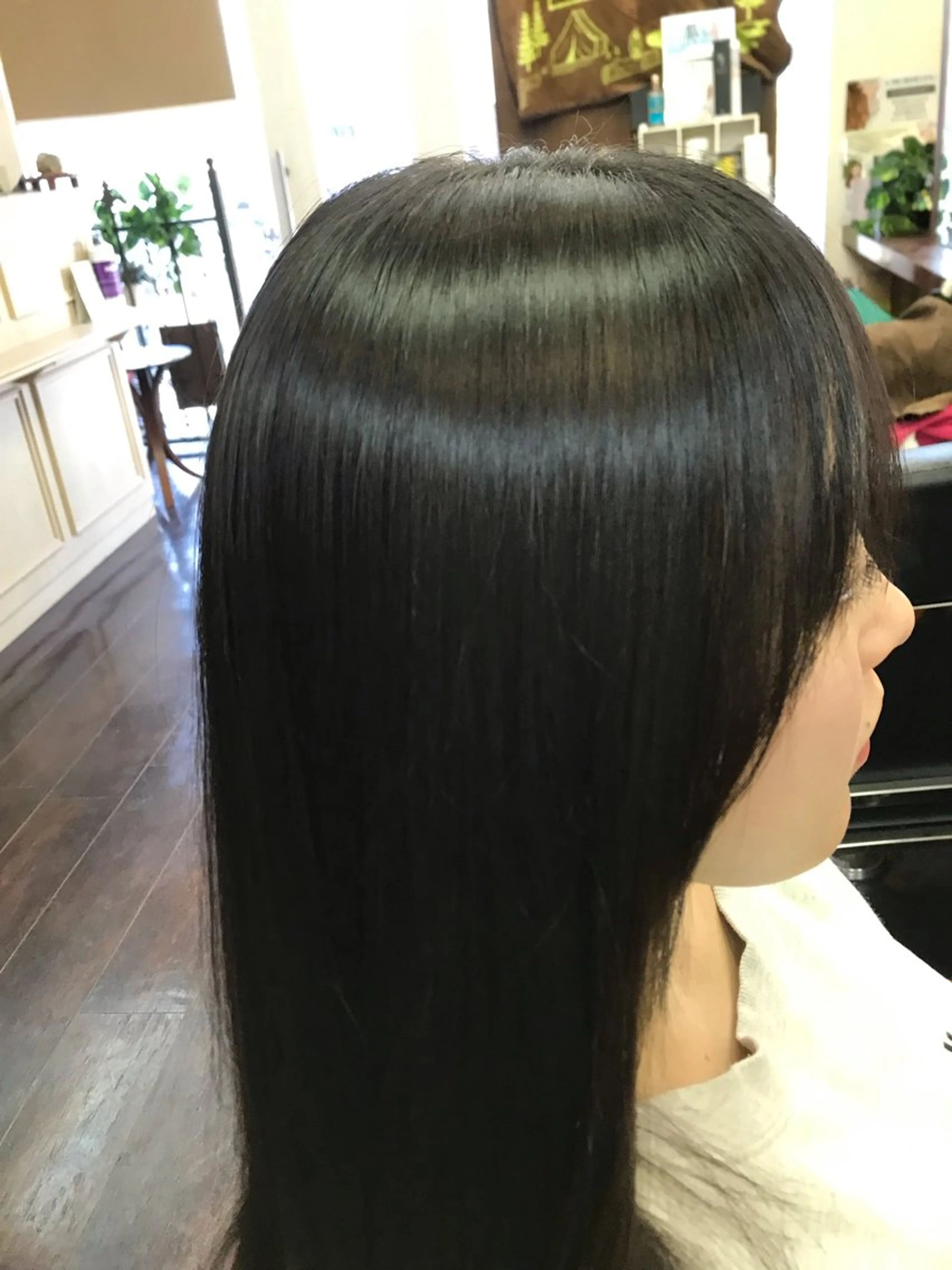 セミロング パーマ ヘアカラー 桧山 真のヘアスタイル