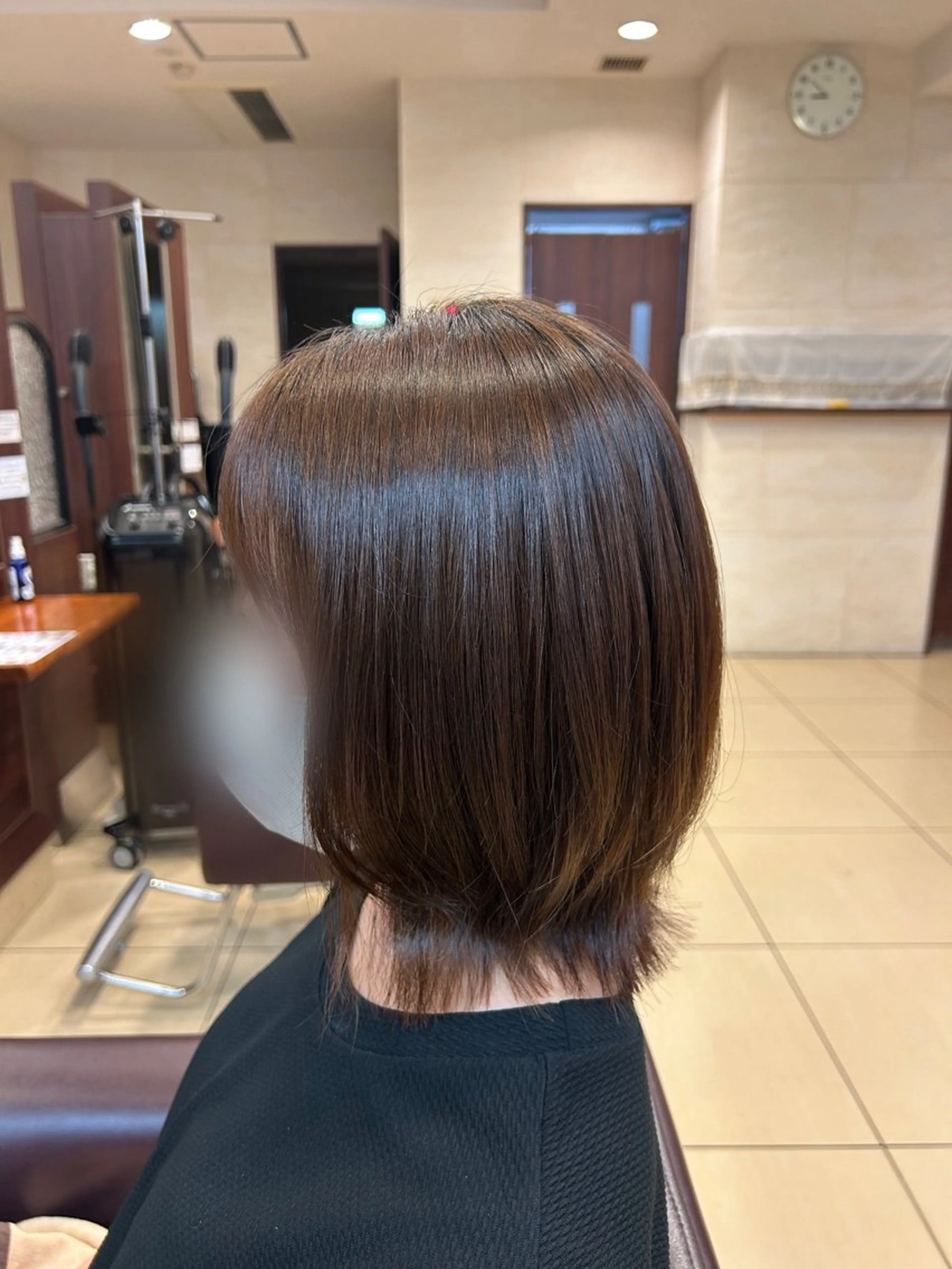 ミディアム 三瓶 公子のヘアスタイル